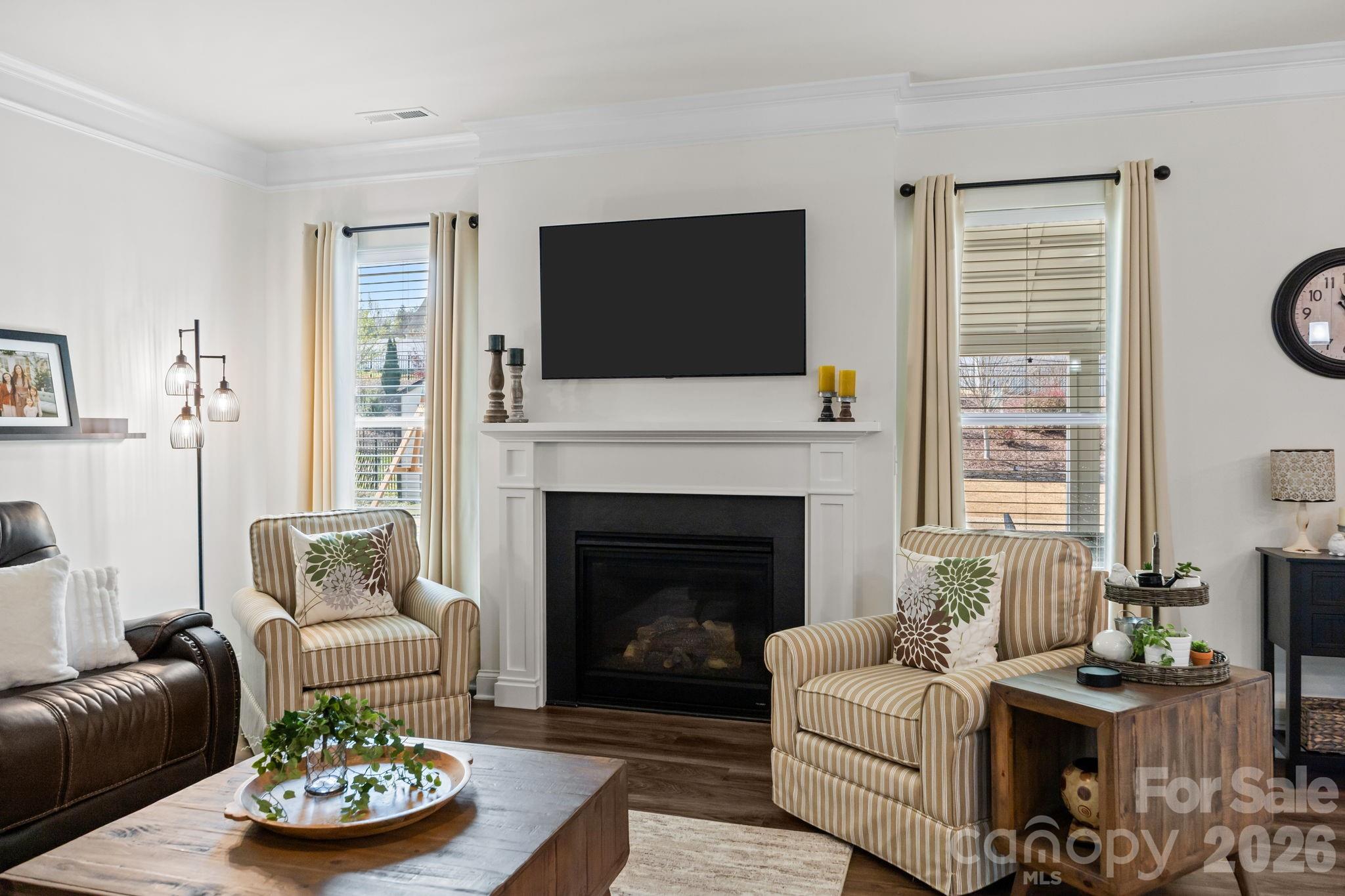 5327 Pembrey Drive — Denver