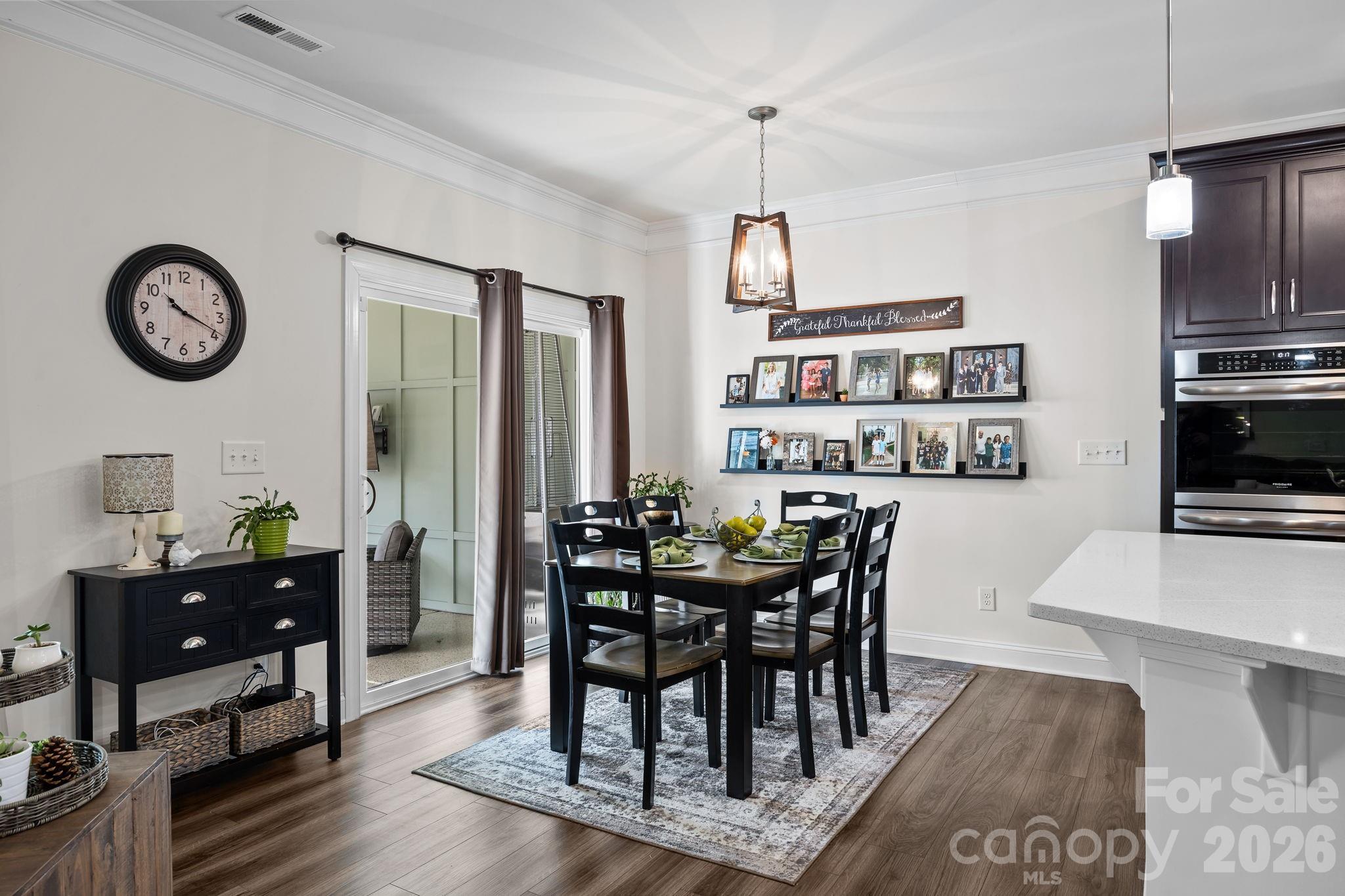 5327 Pembrey Drive — Denver