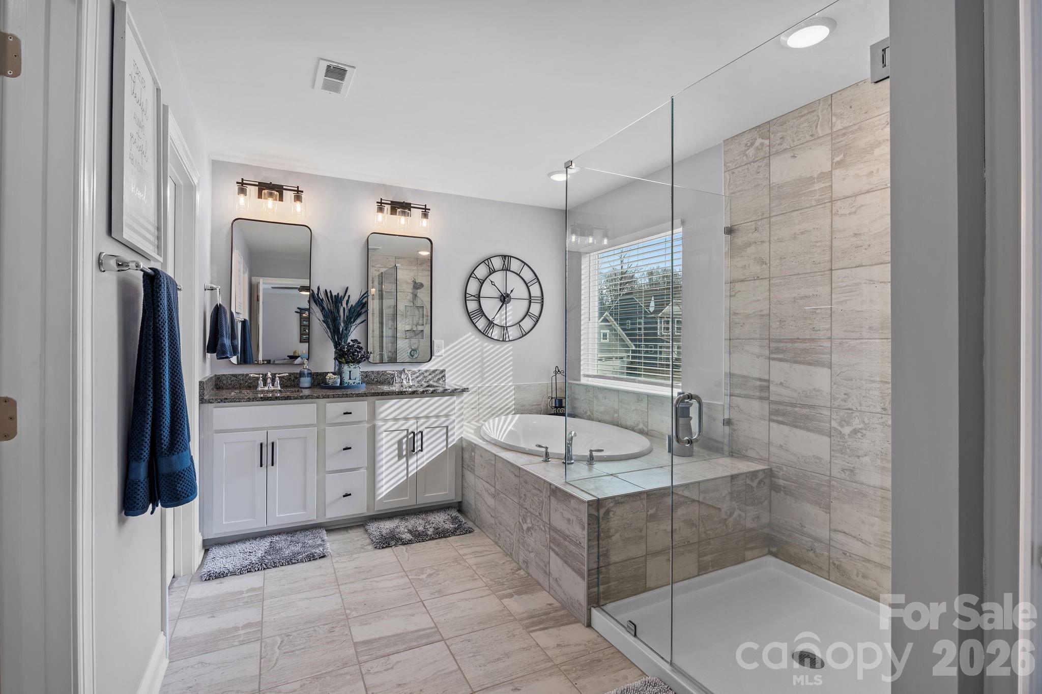5327 Pembrey Drive — Denver