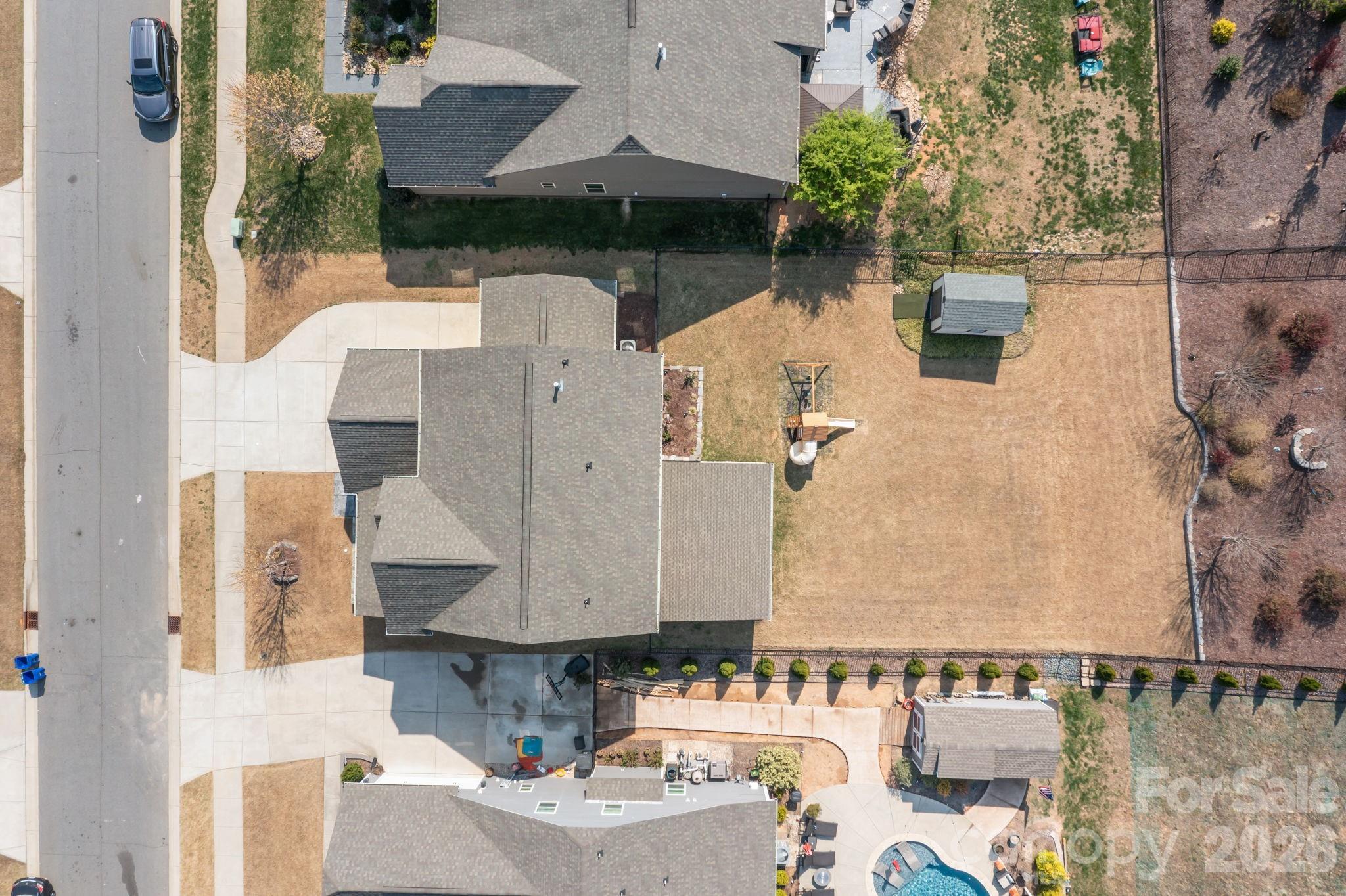 5327 Pembrey Drive — Denver