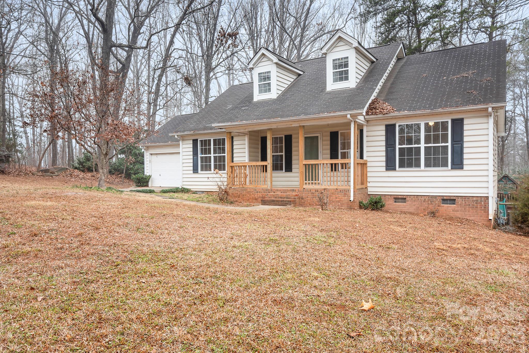 177 Highland Woods Court — Denver