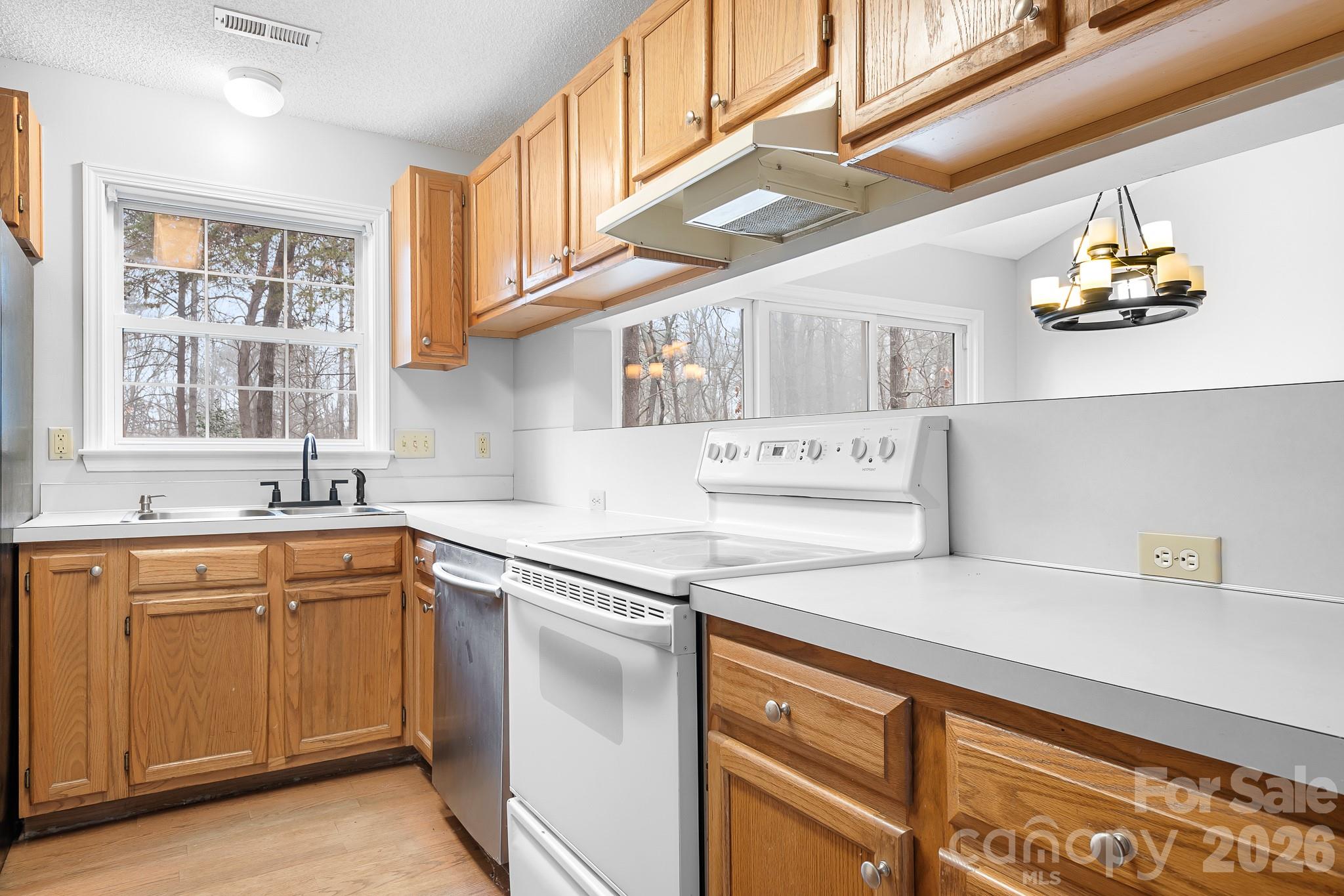 177 Highland Woods Court — Denver