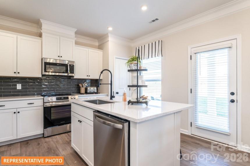 2147 Catawba Trace Drive — Catawba