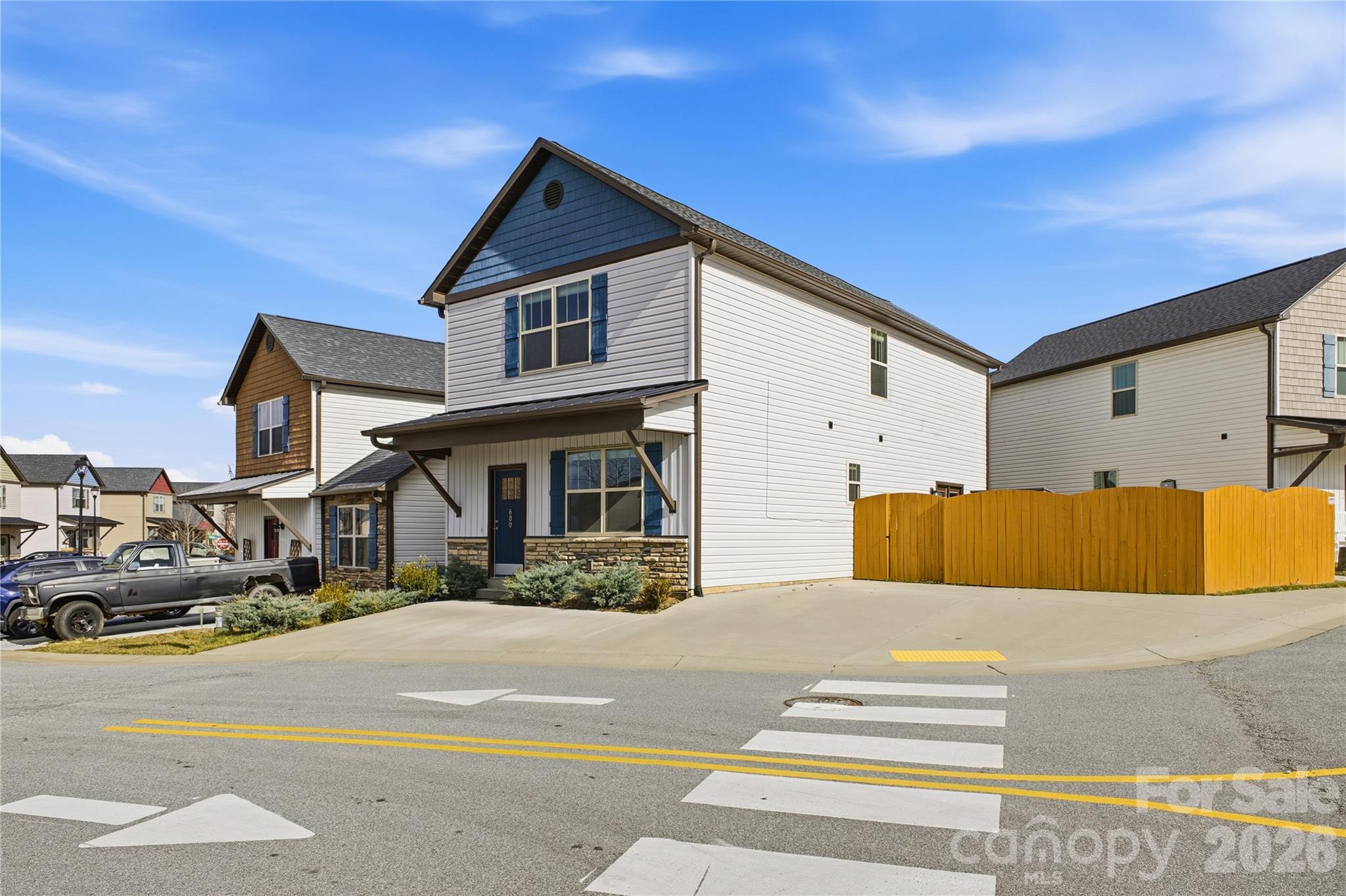600 Cardwell Lane — Fletcher