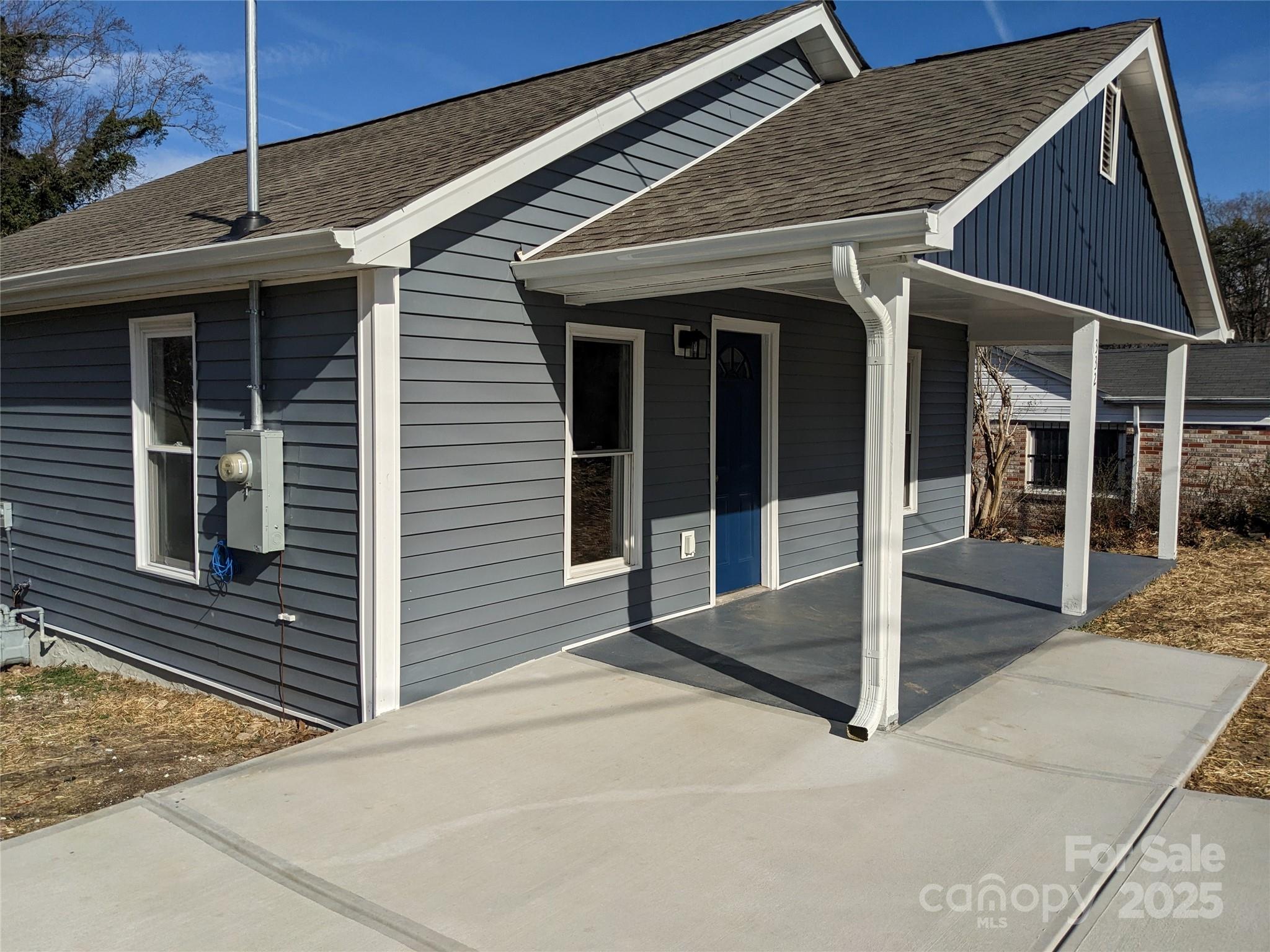 332 Arlington Circle NW — Lenoir
