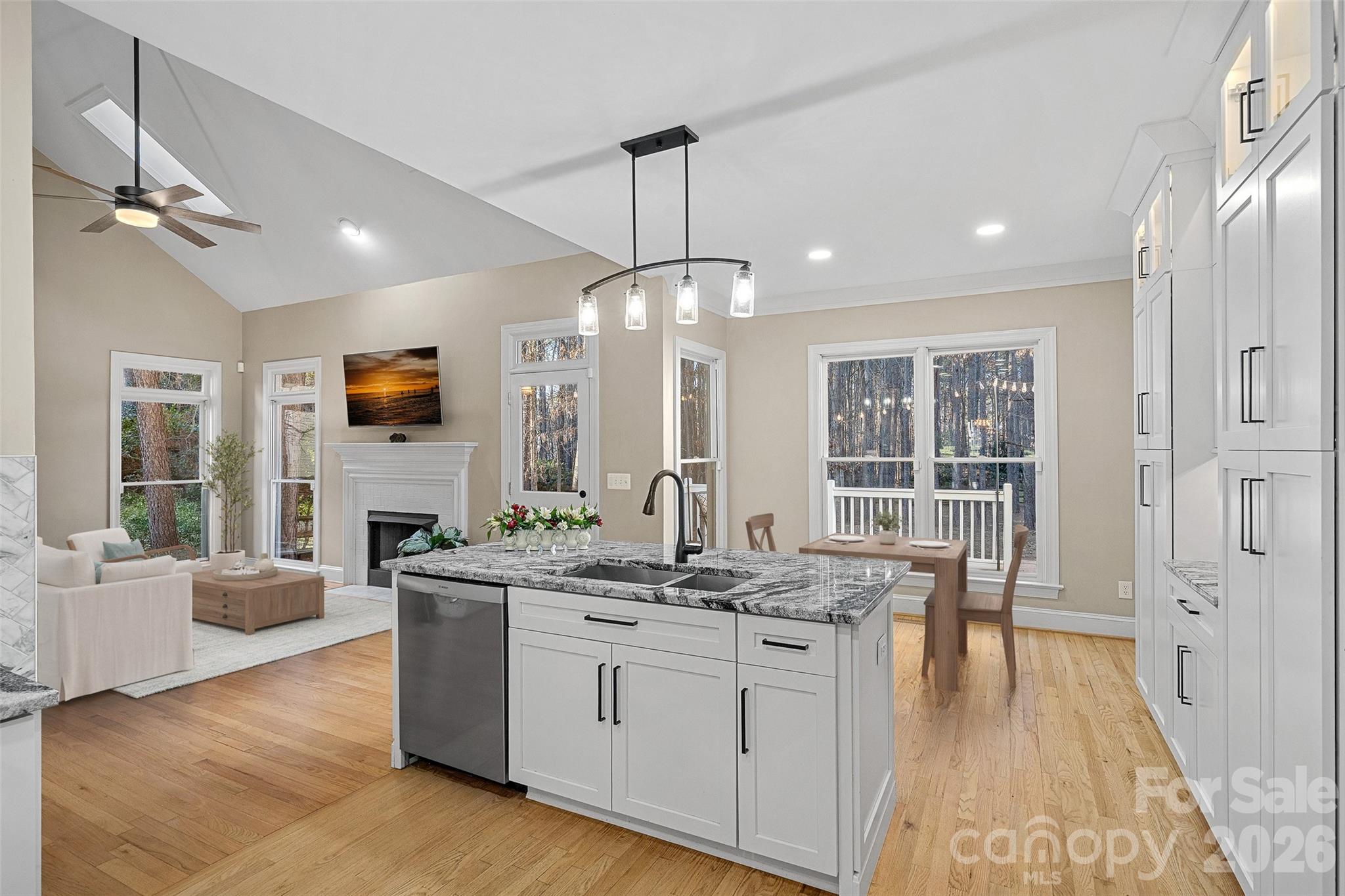 254 Bay Harbour Road — Mooresville