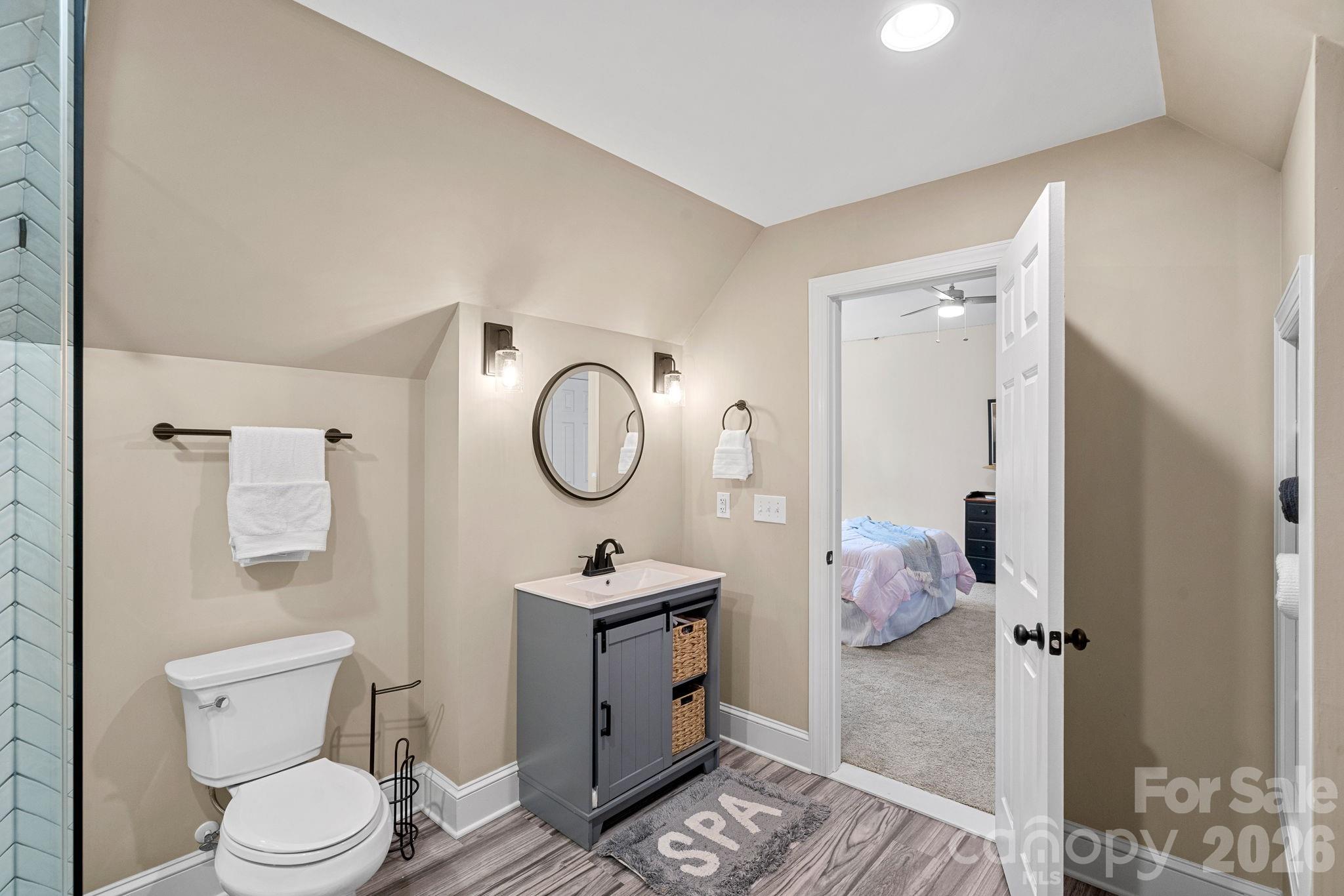 254 Bay Harbour Road — Mooresville