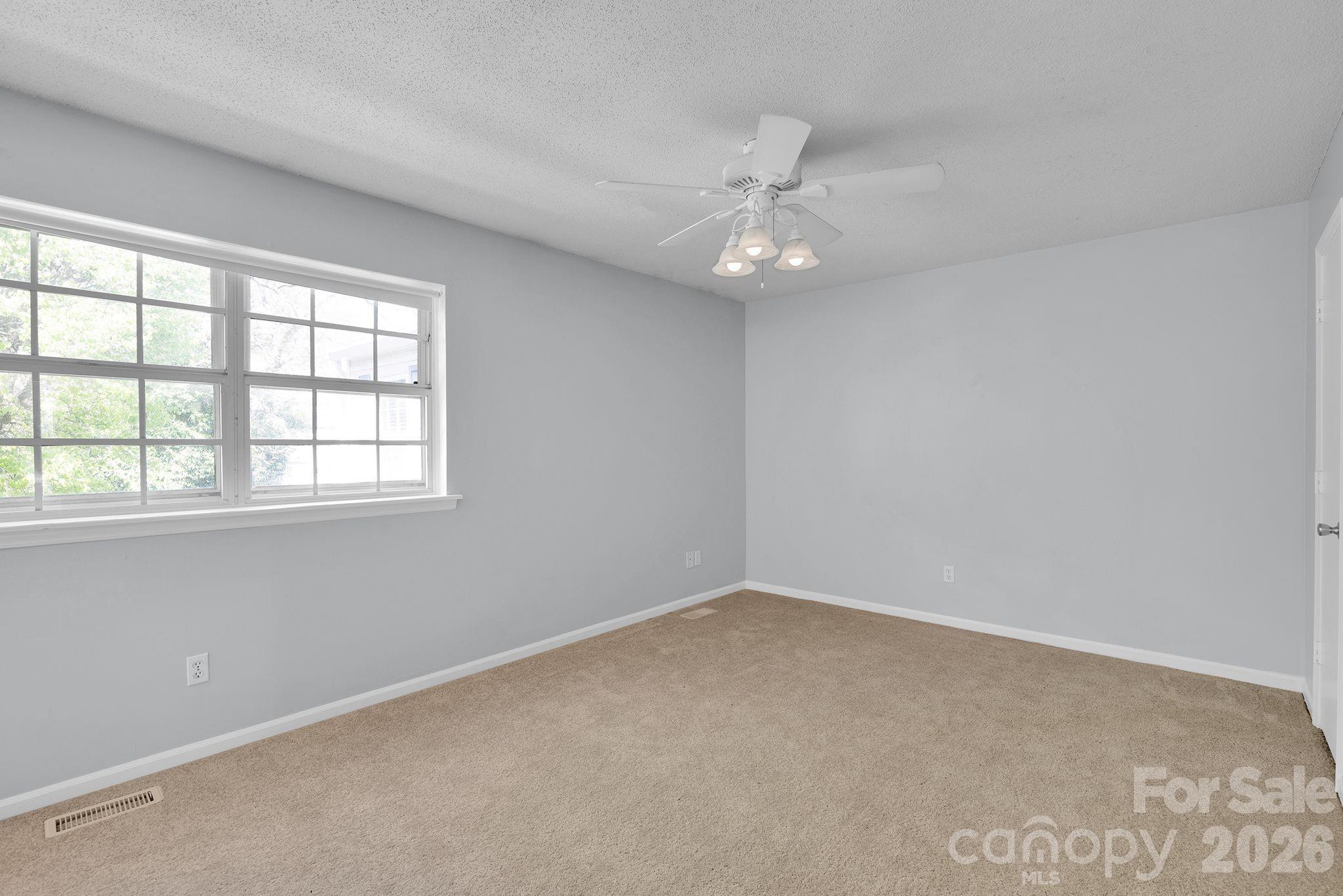 8510 Castle Pine Court — Charlotte