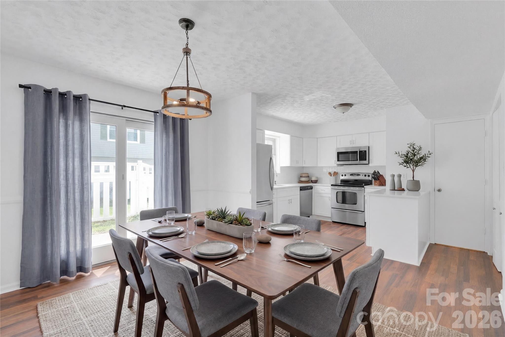 8510 Castle Pine Court — Charlotte