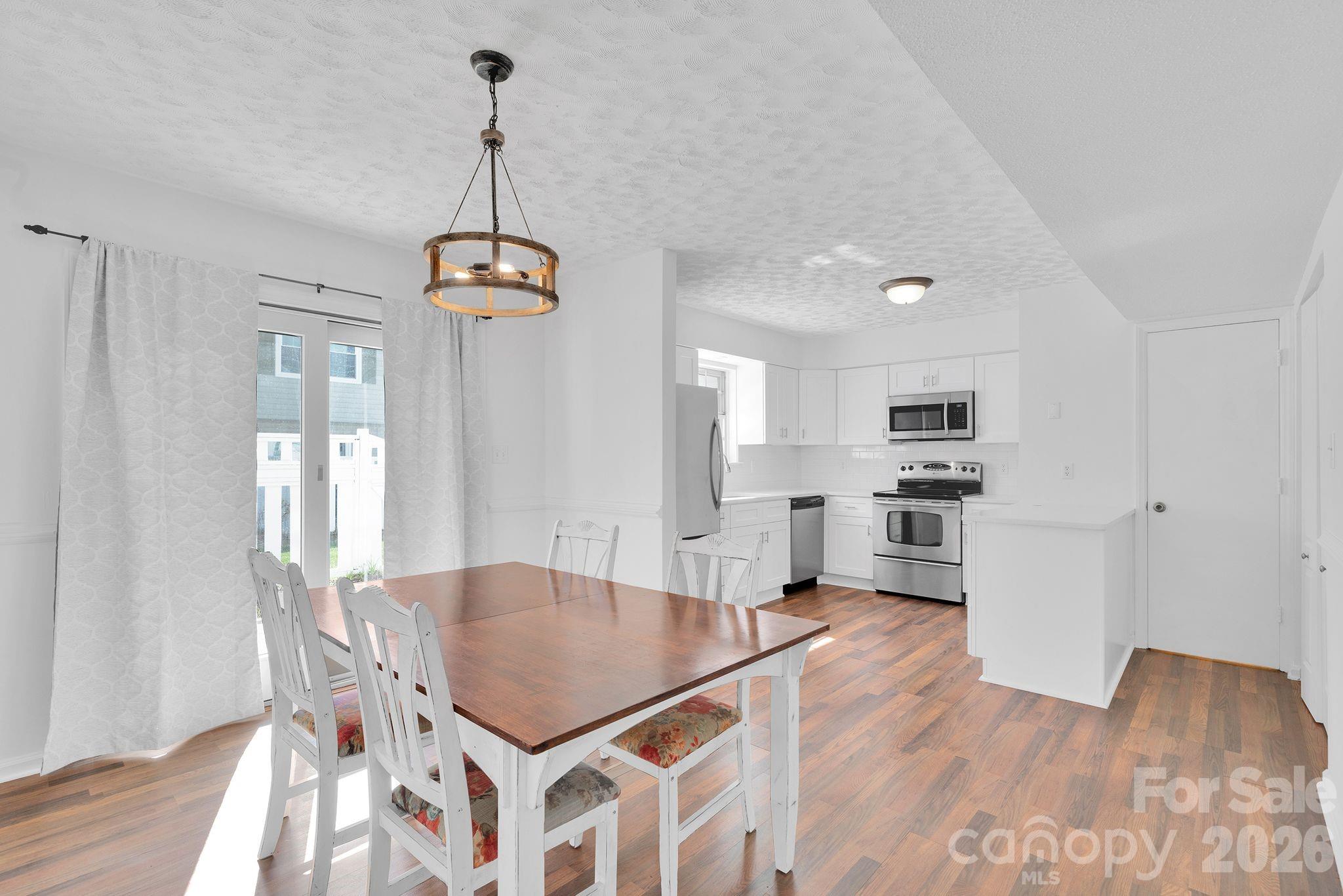 8510 Castle Pine Court — Charlotte