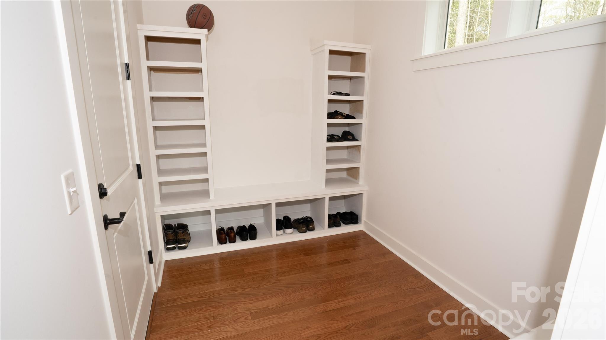 6178 Chimney Bluff Road — Lancaster