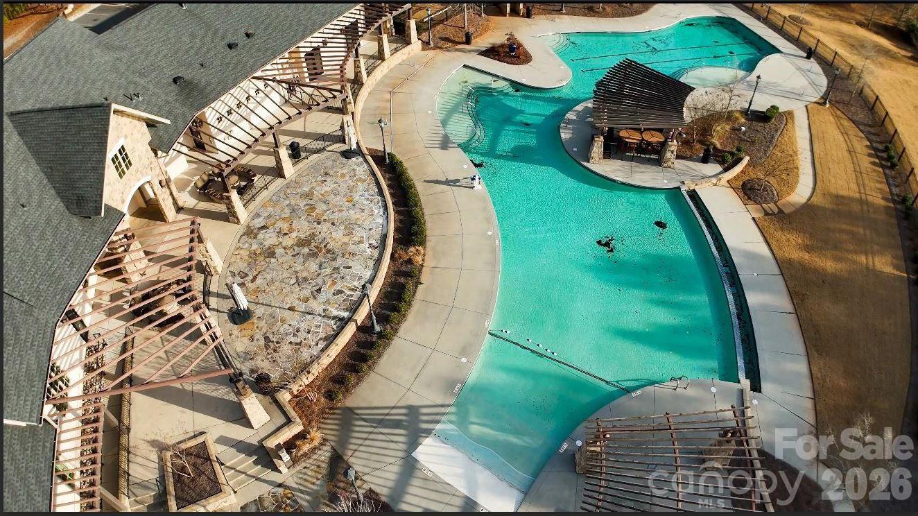 6178 Chimney Bluff Road — Lancaster