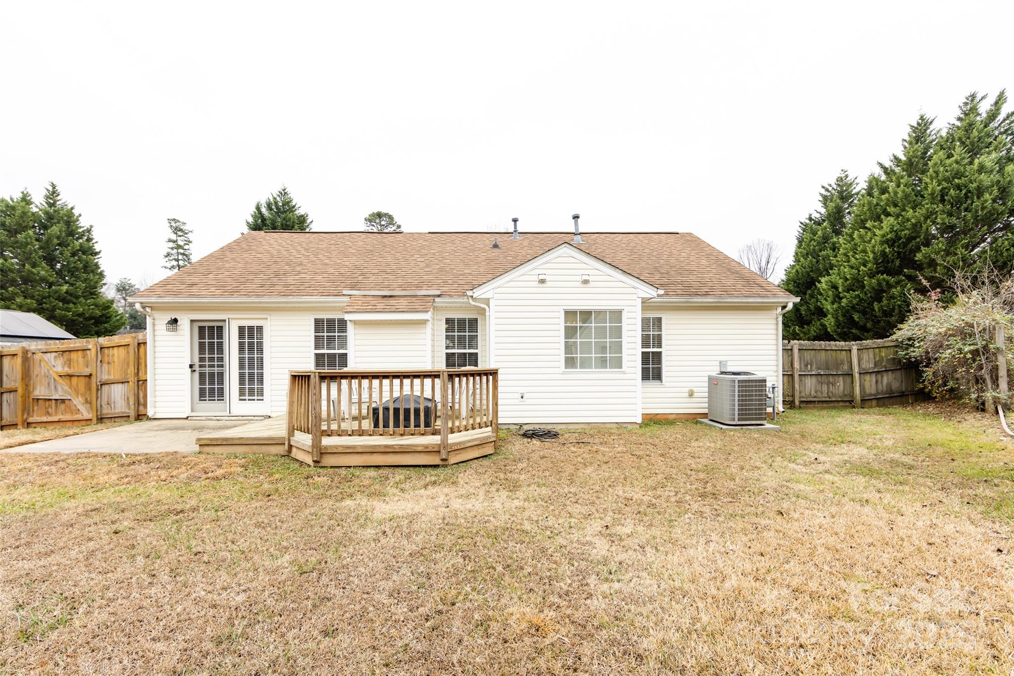 11015 Olde English Drive — Charlotte
