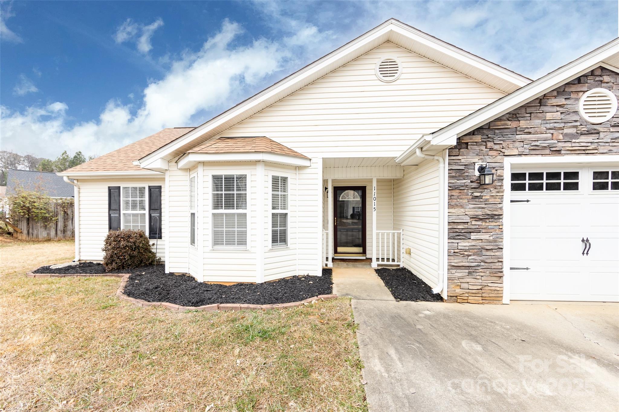 11015 Olde English Drive — Charlotte