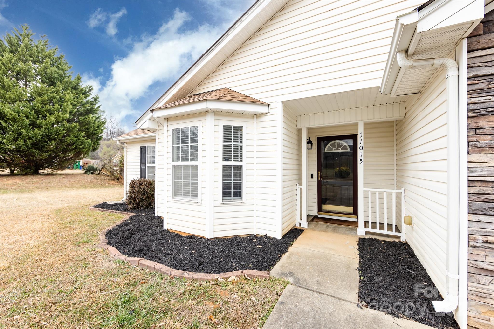 11015 Olde English Drive — Charlotte