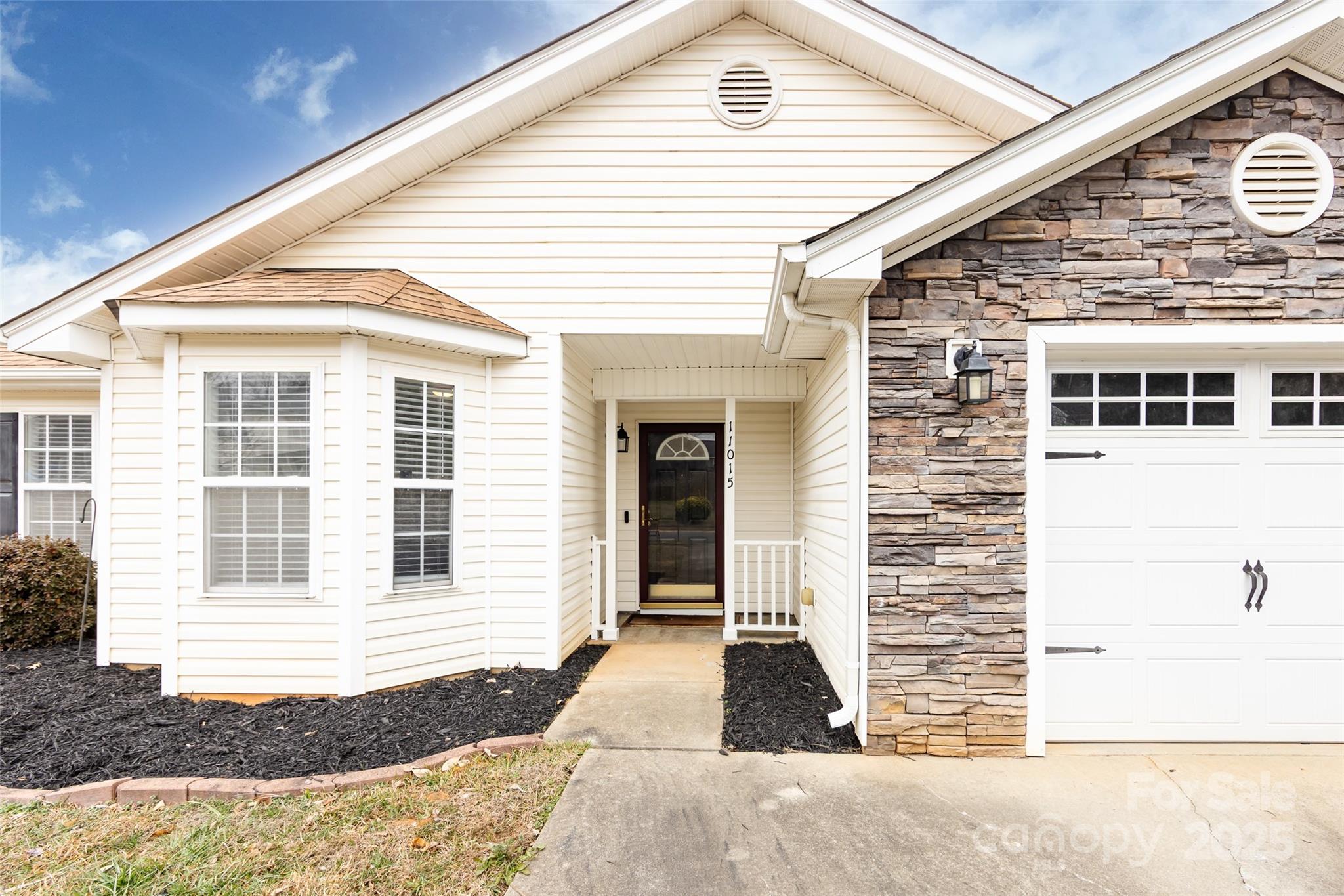 11015 Olde English Drive — Charlotte