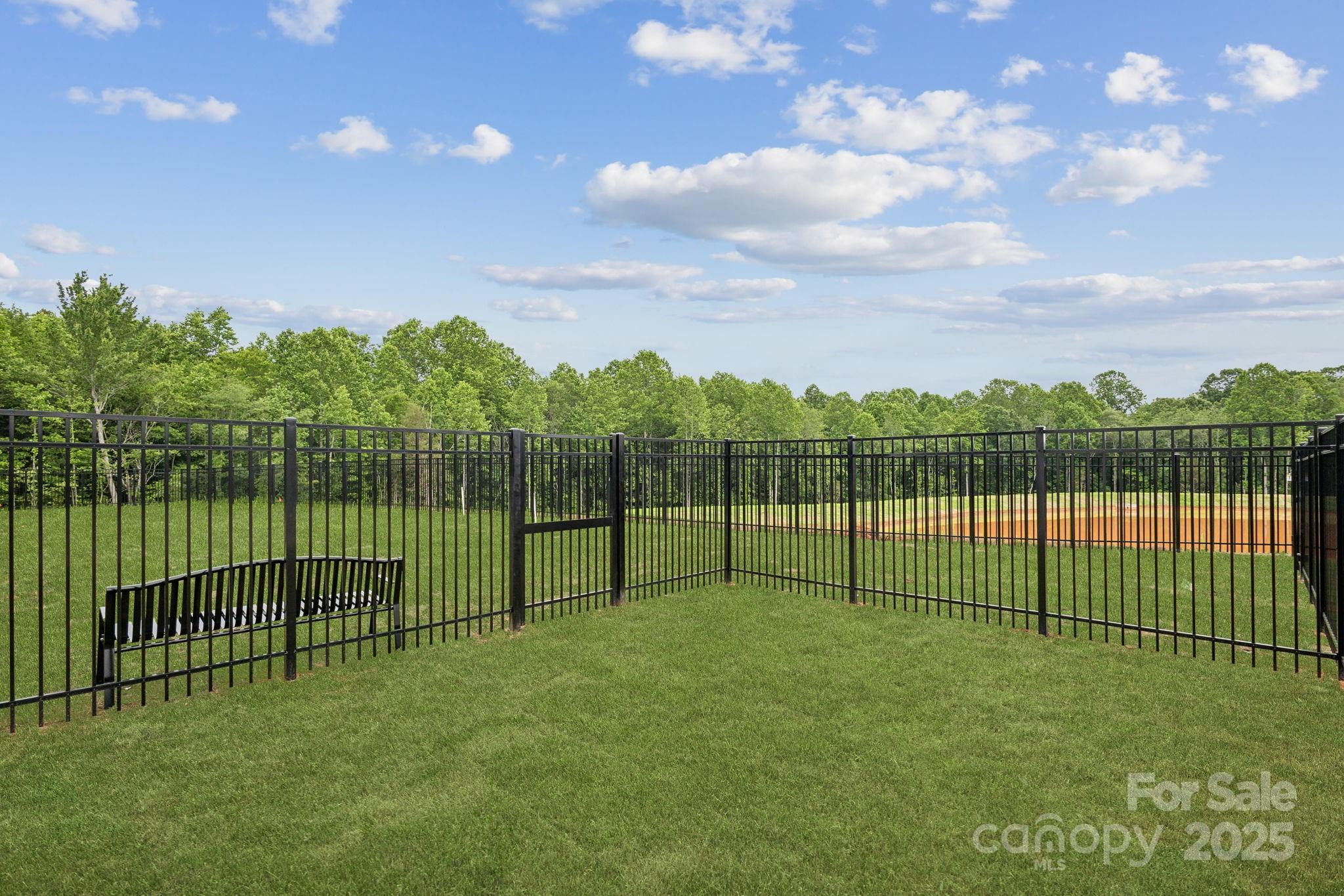 811 Olde England Drive — Lincolnton