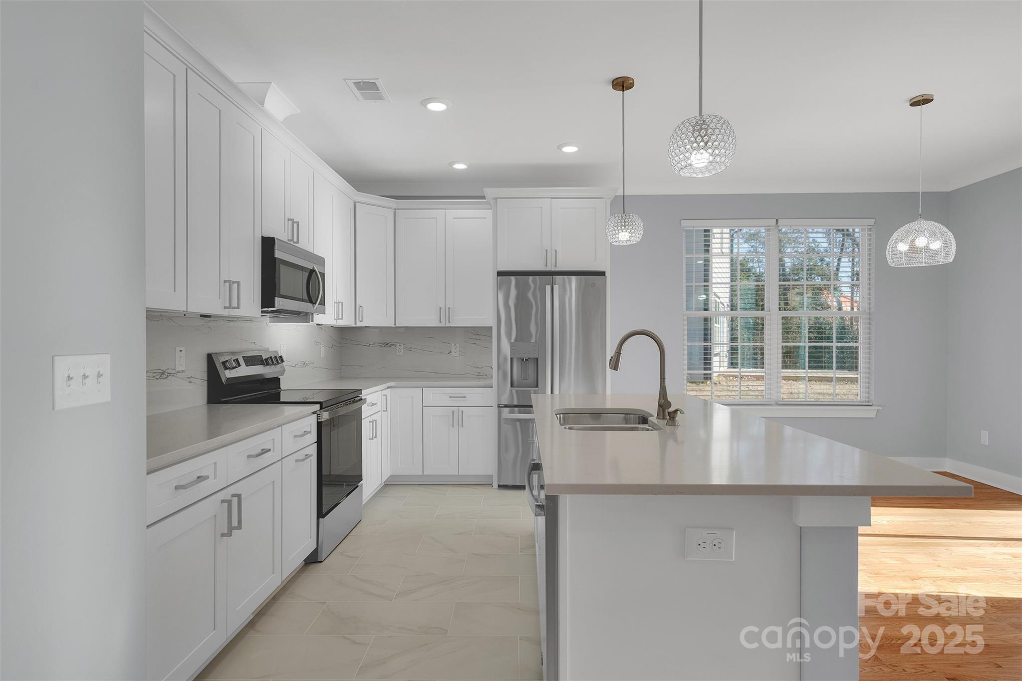 3200 Auten Avenue — Charlotte