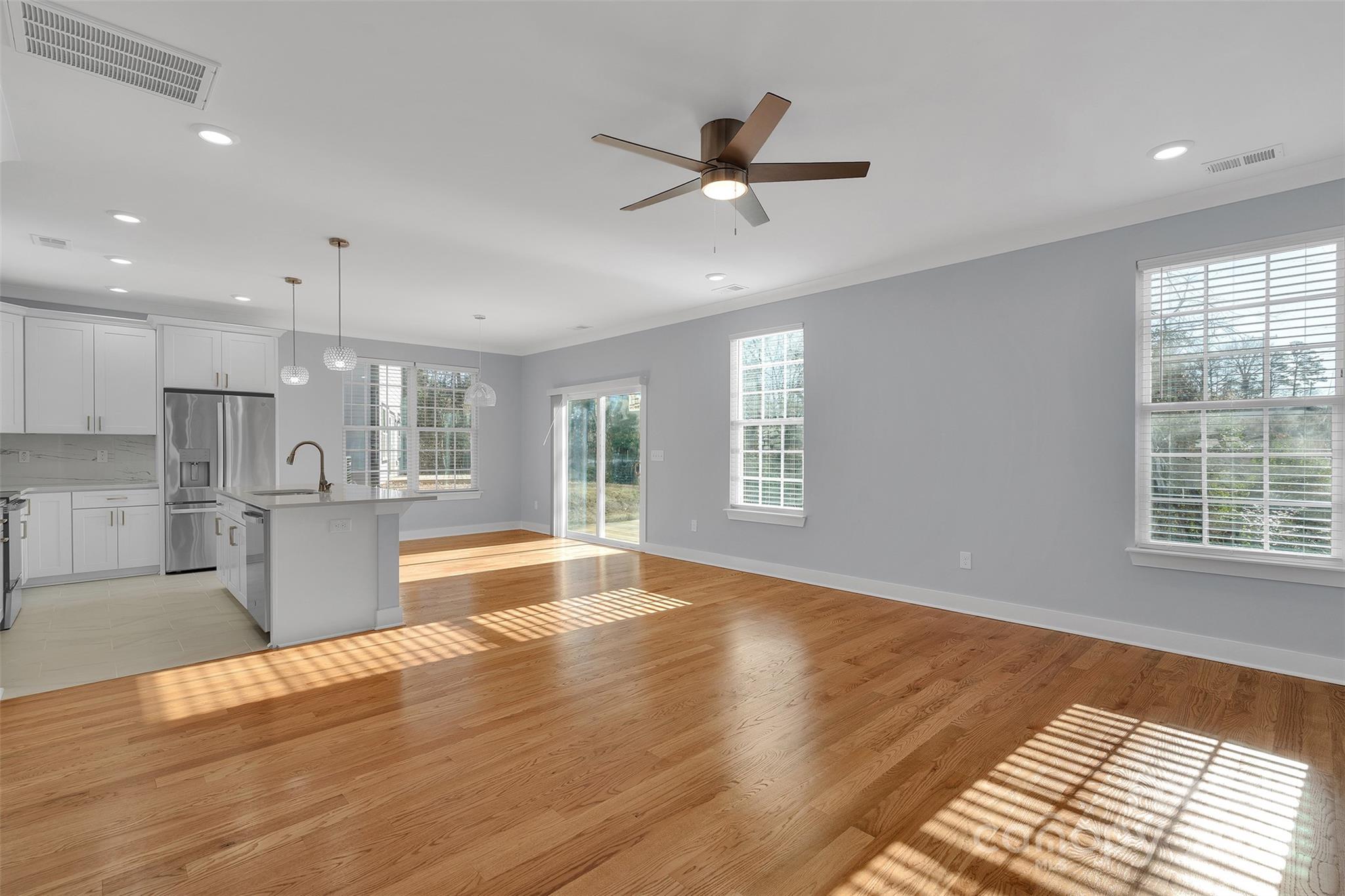 3200 Auten Avenue — Charlotte