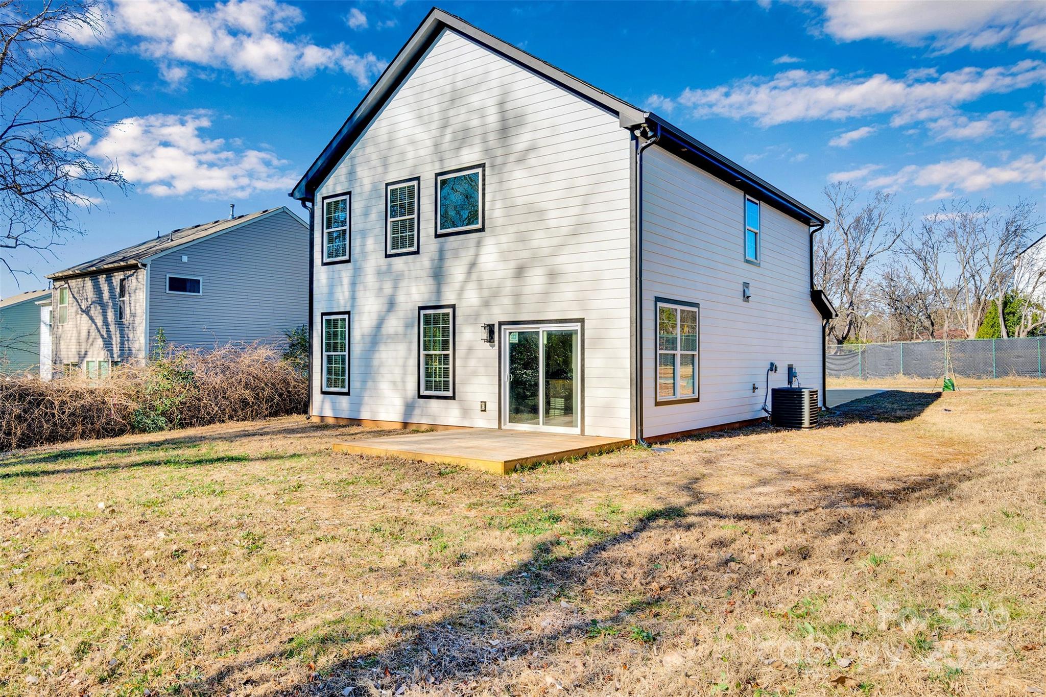 3200 Auten Avenue — Charlotte