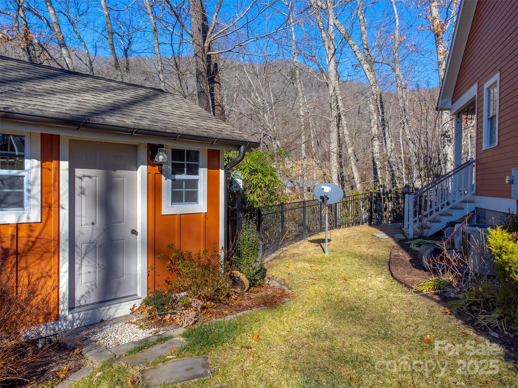 1226 Monteith Branch Road — Sylva