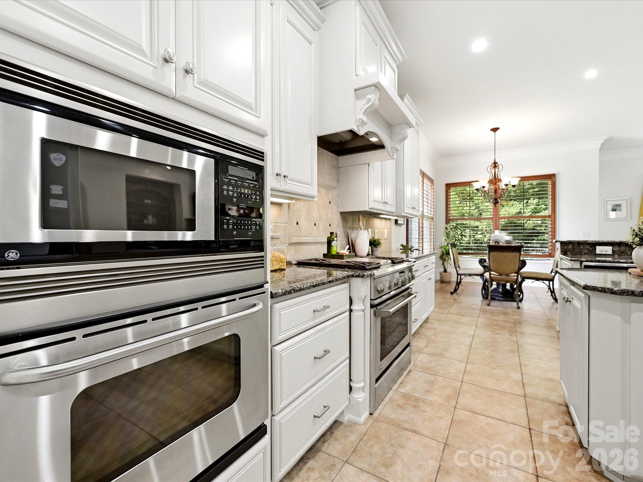6806 Larrisa Court — Charlotte