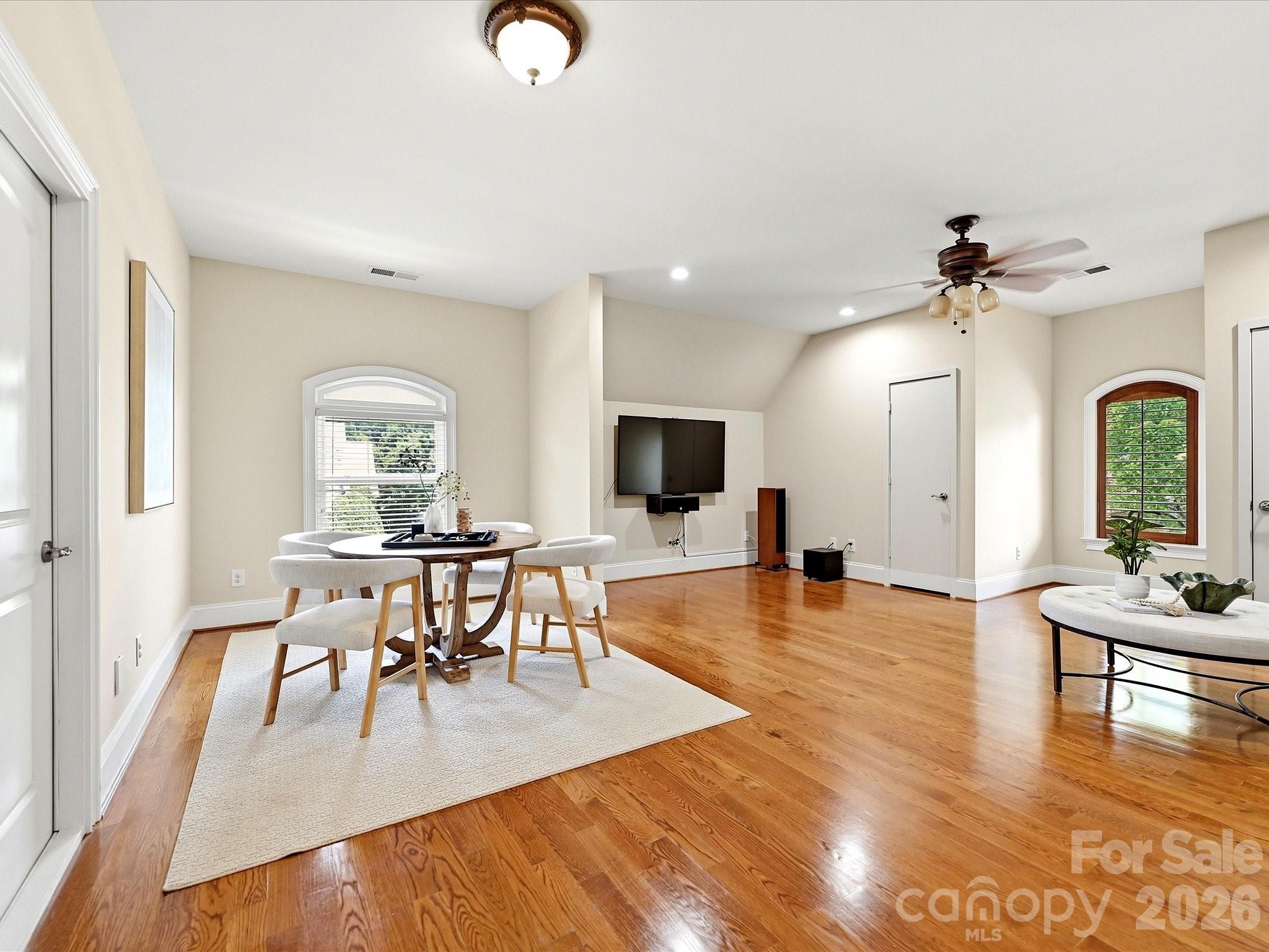 6806 Larrisa Court — Charlotte
