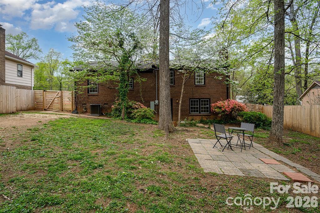 3524 Donovan Place #25 — Charlotte