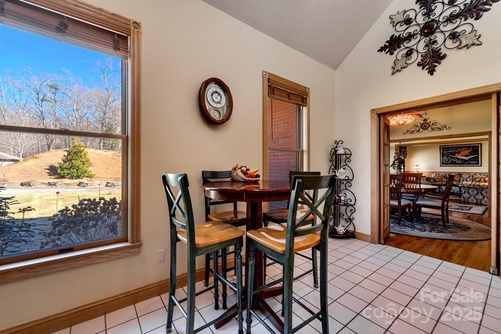 832 Asheville Highway — Sylva