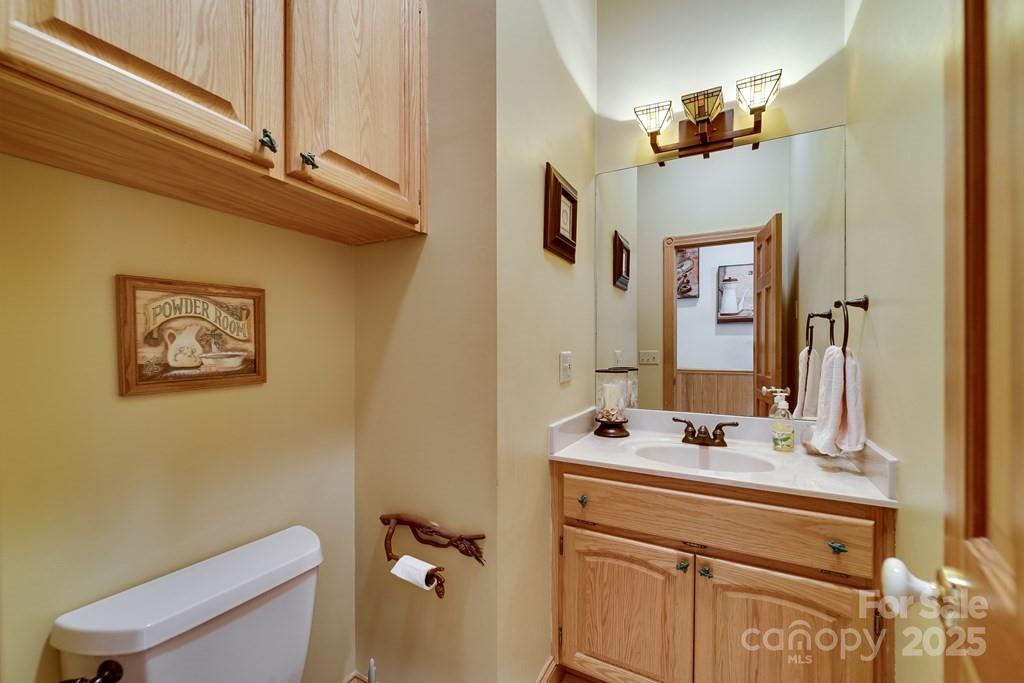 832 Asheville Highway — Sylva