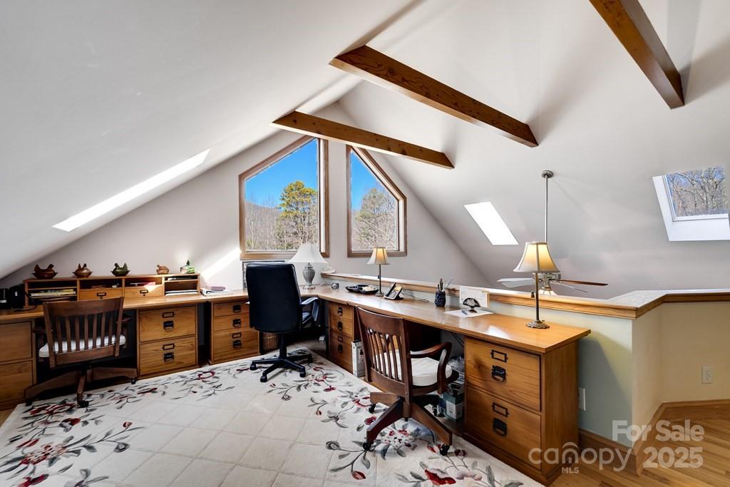 832 Asheville Highway — Sylva