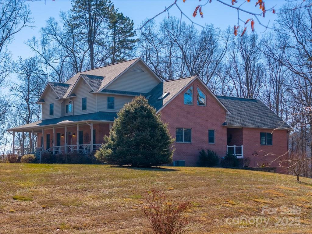 832 Asheville Highway — Sylva