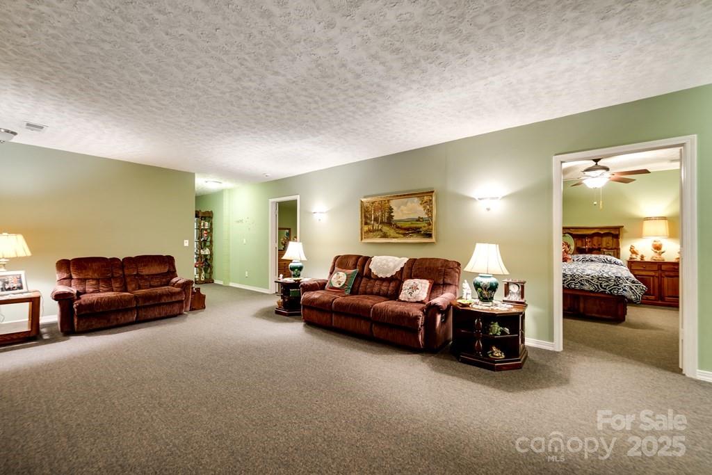 832 Asheville Highway — Sylva