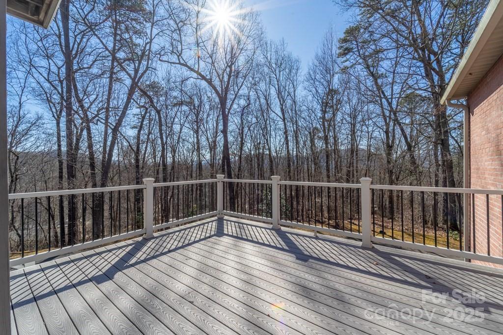 832 Asheville Highway — Sylva