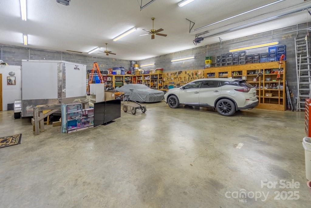 832 Asheville Highway — Sylva