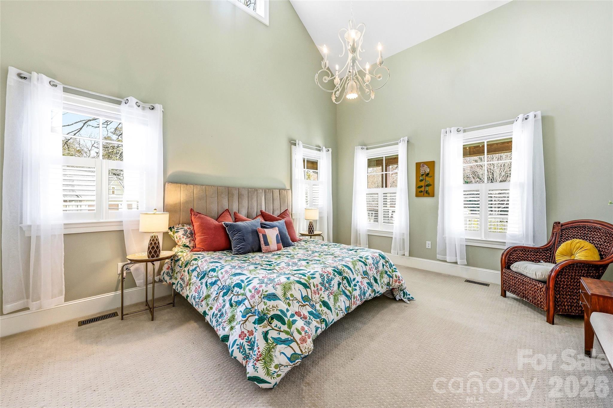 74 Shipman Parkway — Flat Rock