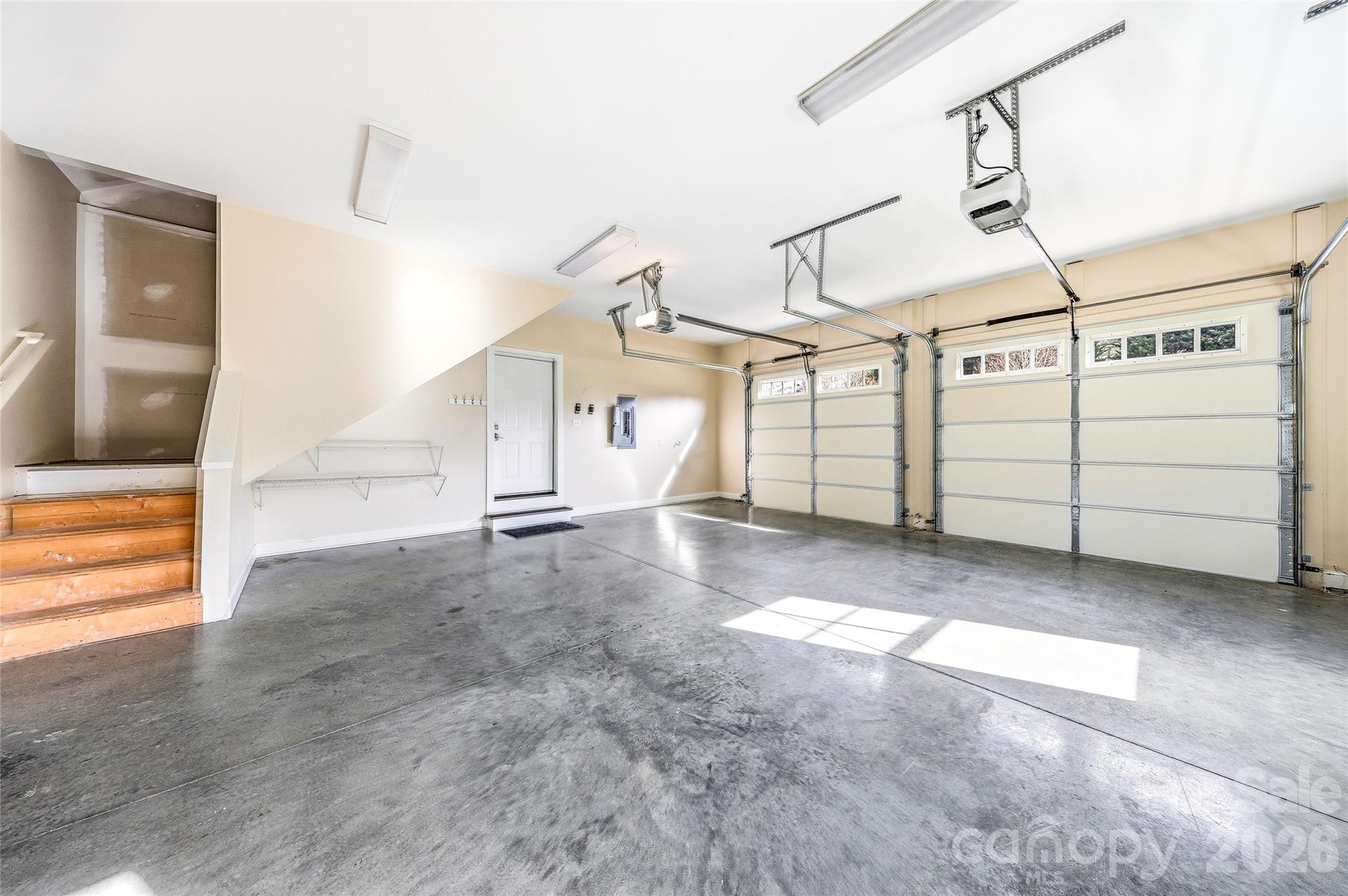 74 Shipman Parkway — Flat Rock