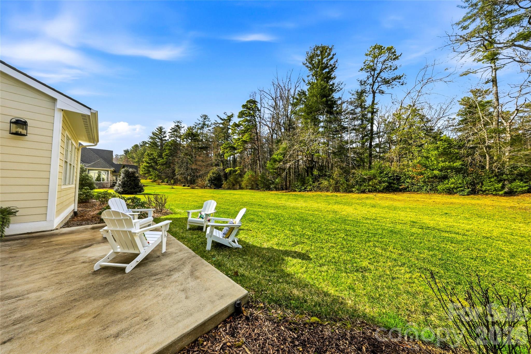 74 Shipman Parkway — Flat Rock