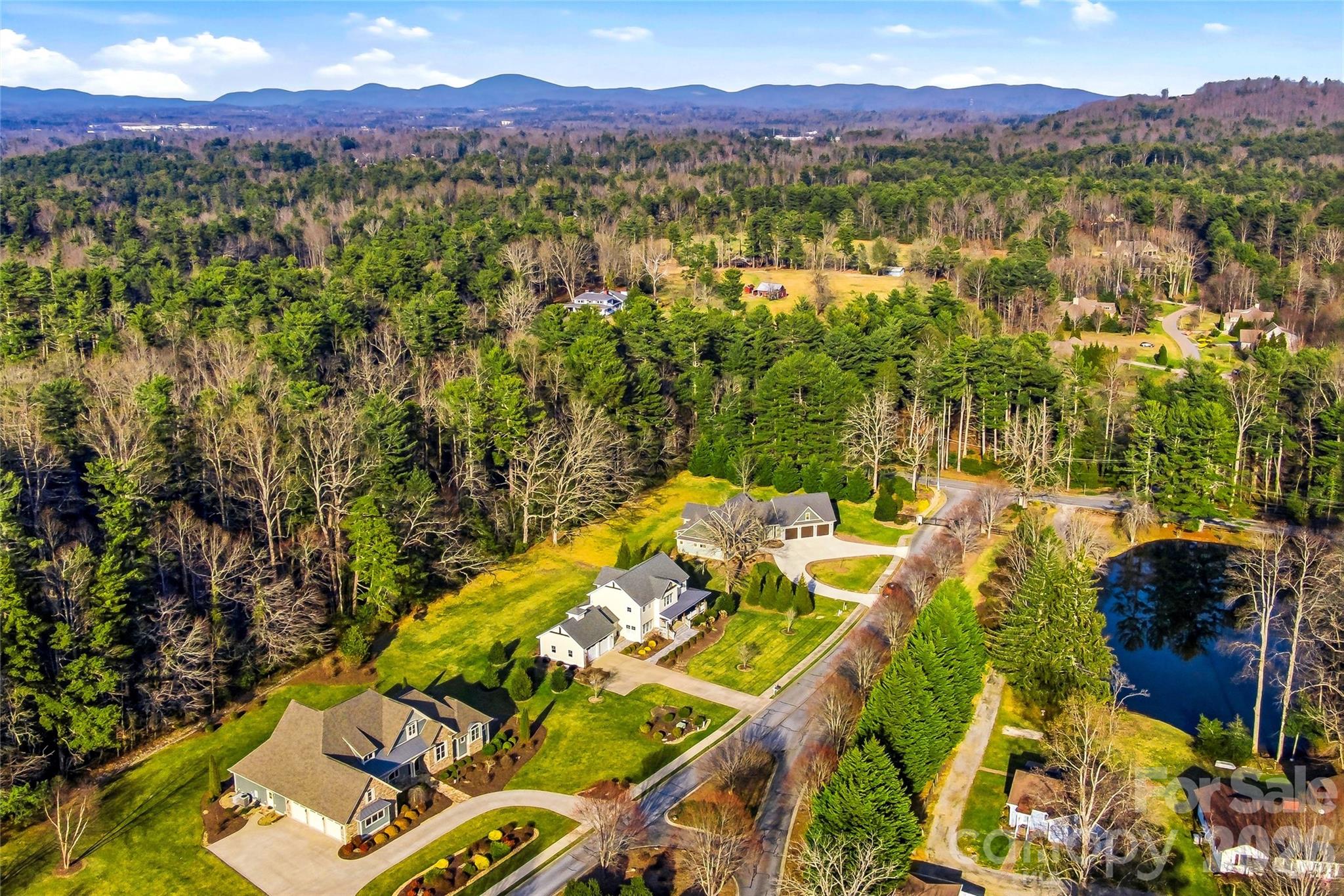 74 Shipman Parkway — Flat Rock