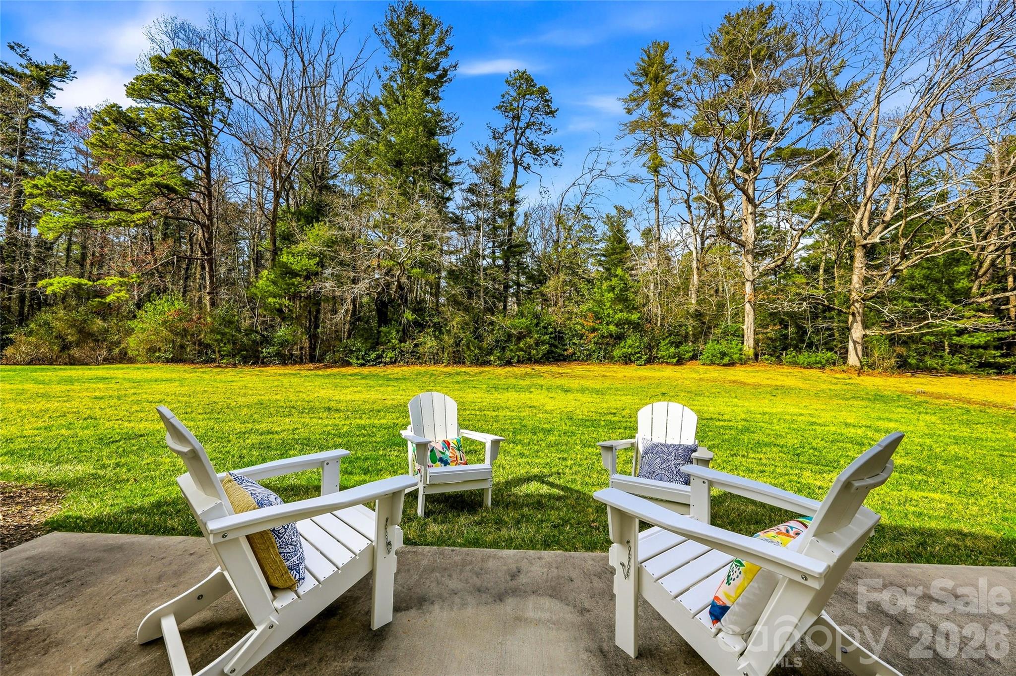 74 Shipman Parkway — Flat Rock