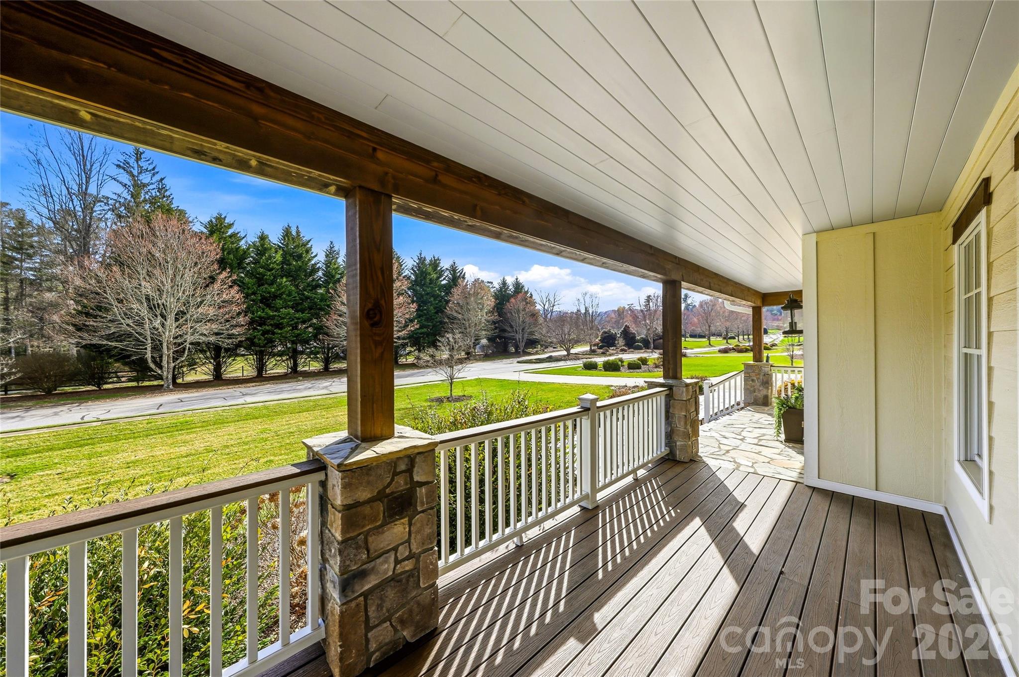 74 Shipman Parkway — Flat Rock