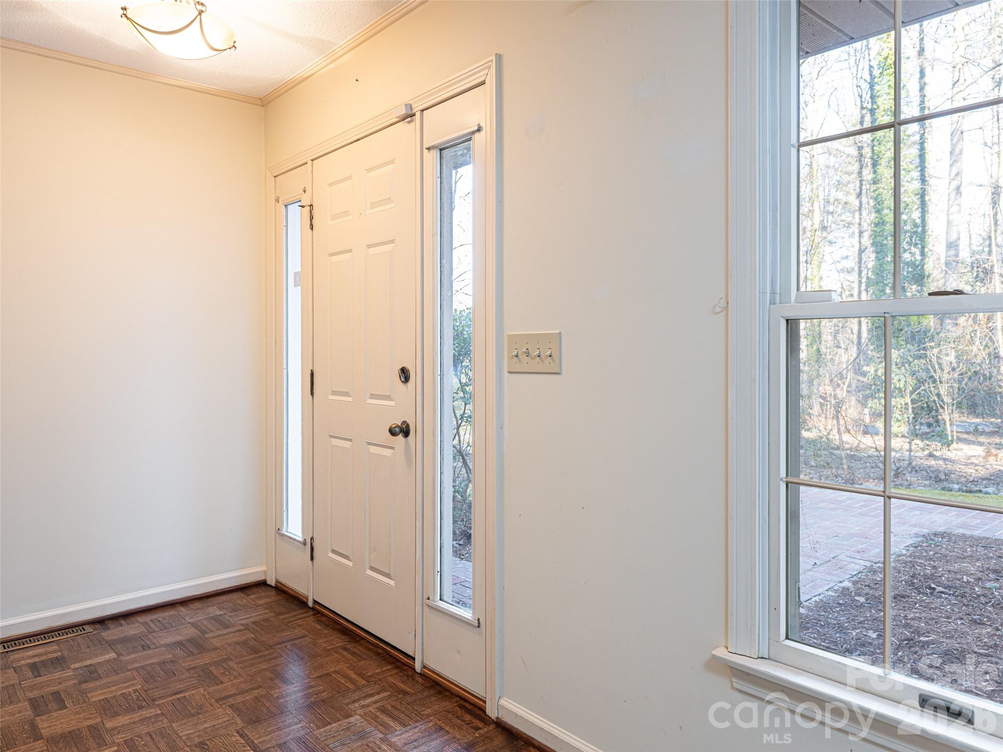 100 Wolf Shoals Drive — Hendersonville