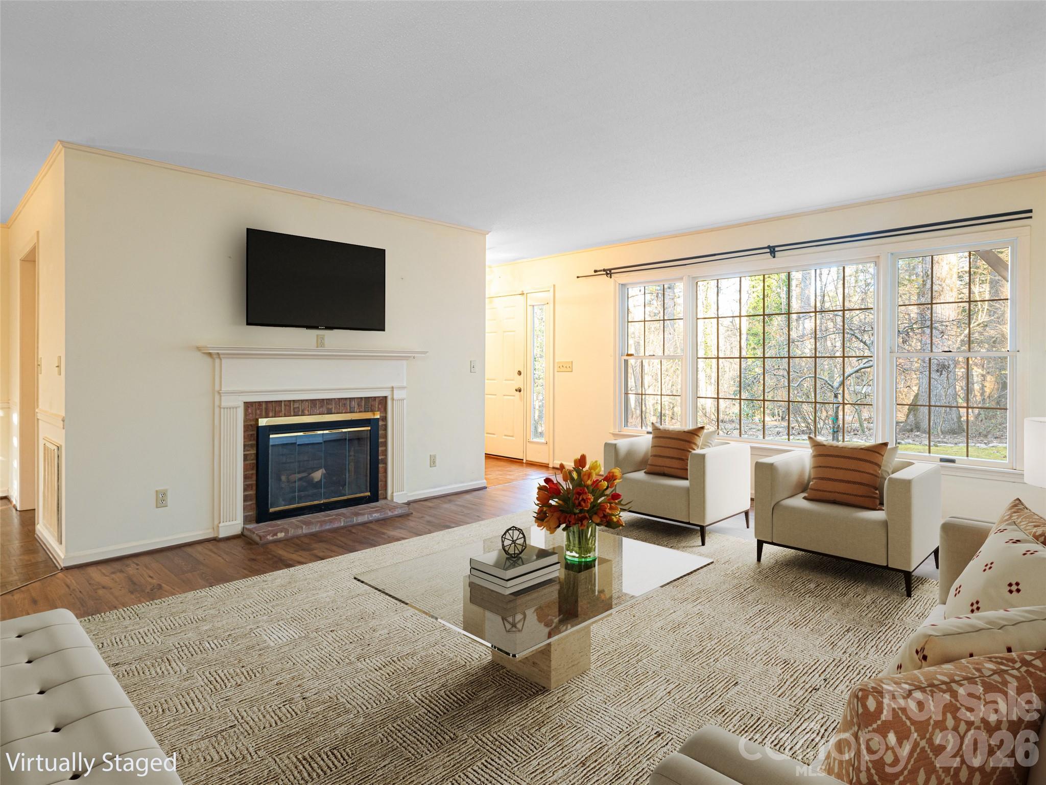 100 Wolf Shoals Drive — Hendersonville