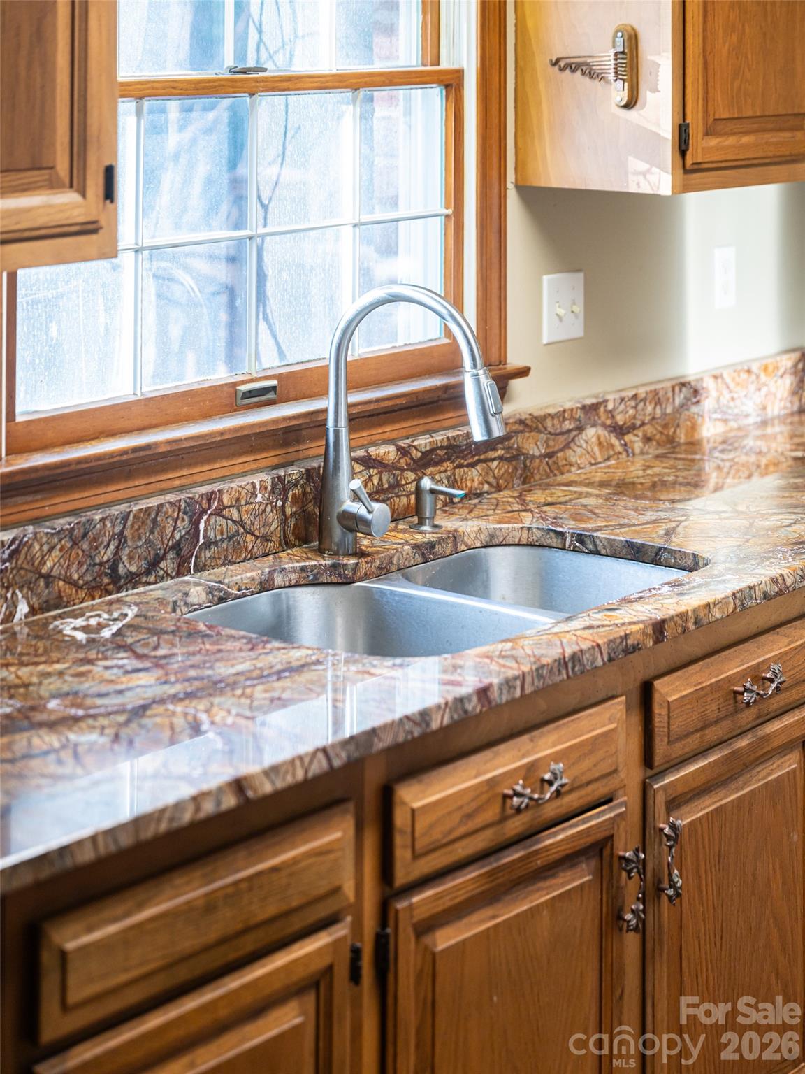 100 Wolf Shoals Drive — Hendersonville