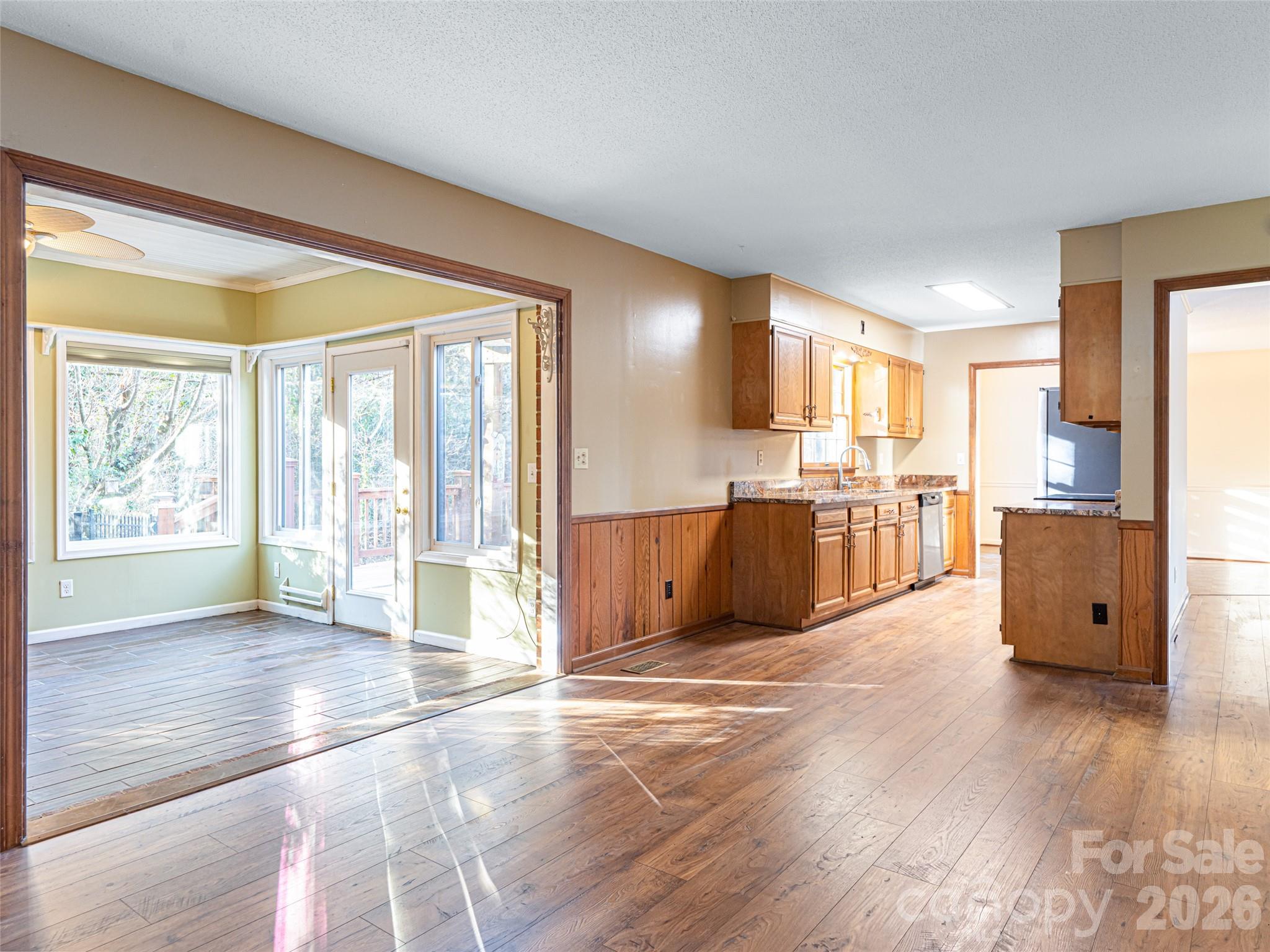 100 Wolf Shoals Drive — Hendersonville