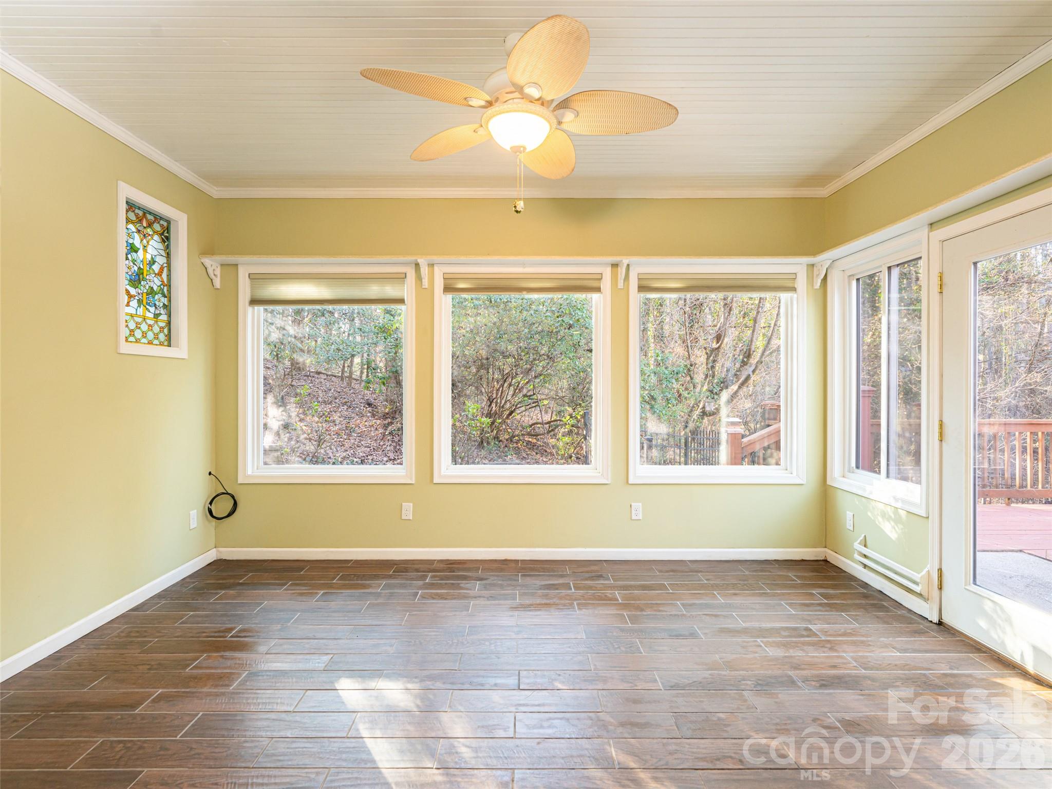 100 Wolf Shoals Drive — Hendersonville