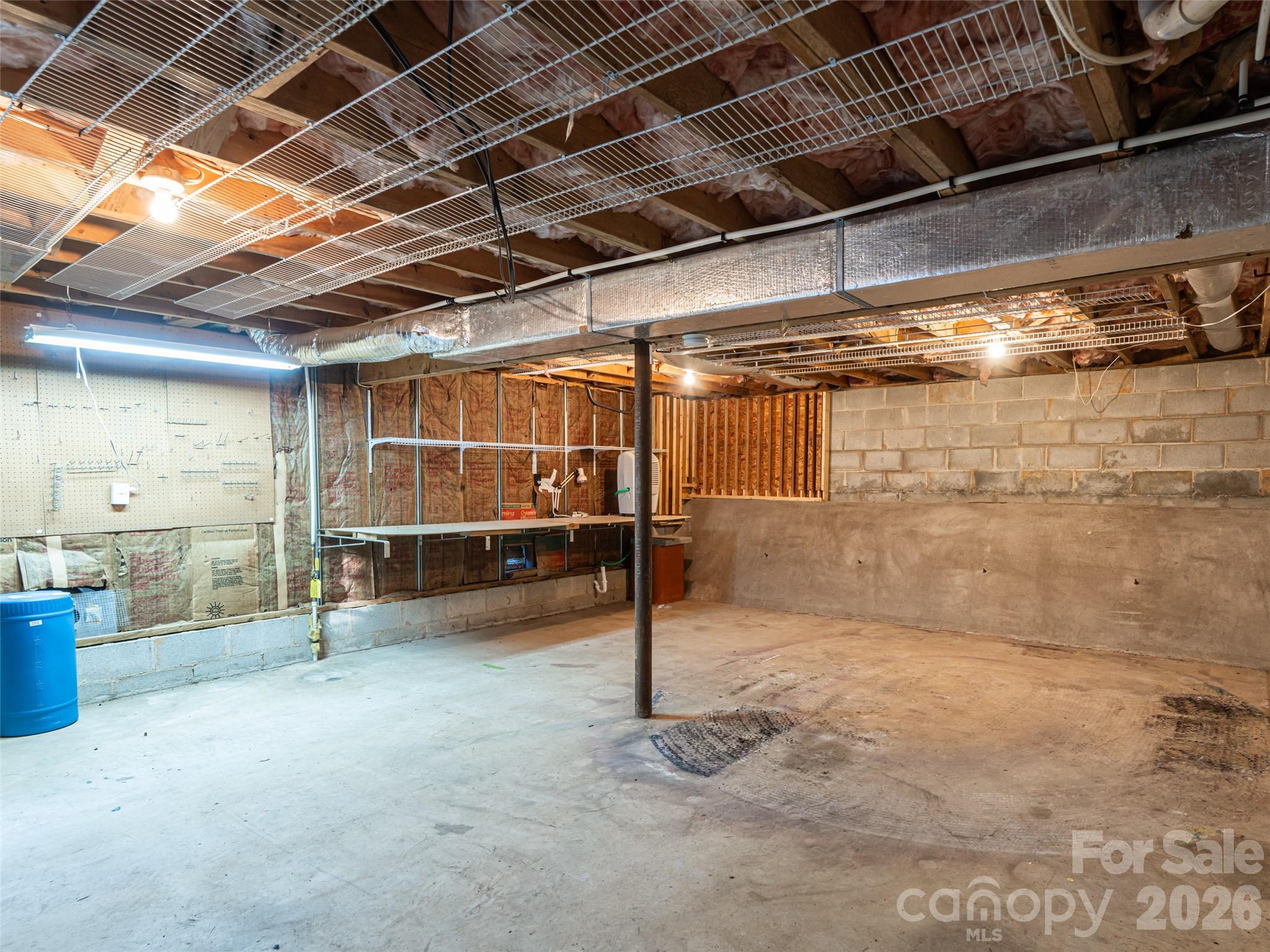100 Wolf Shoals Drive — Hendersonville