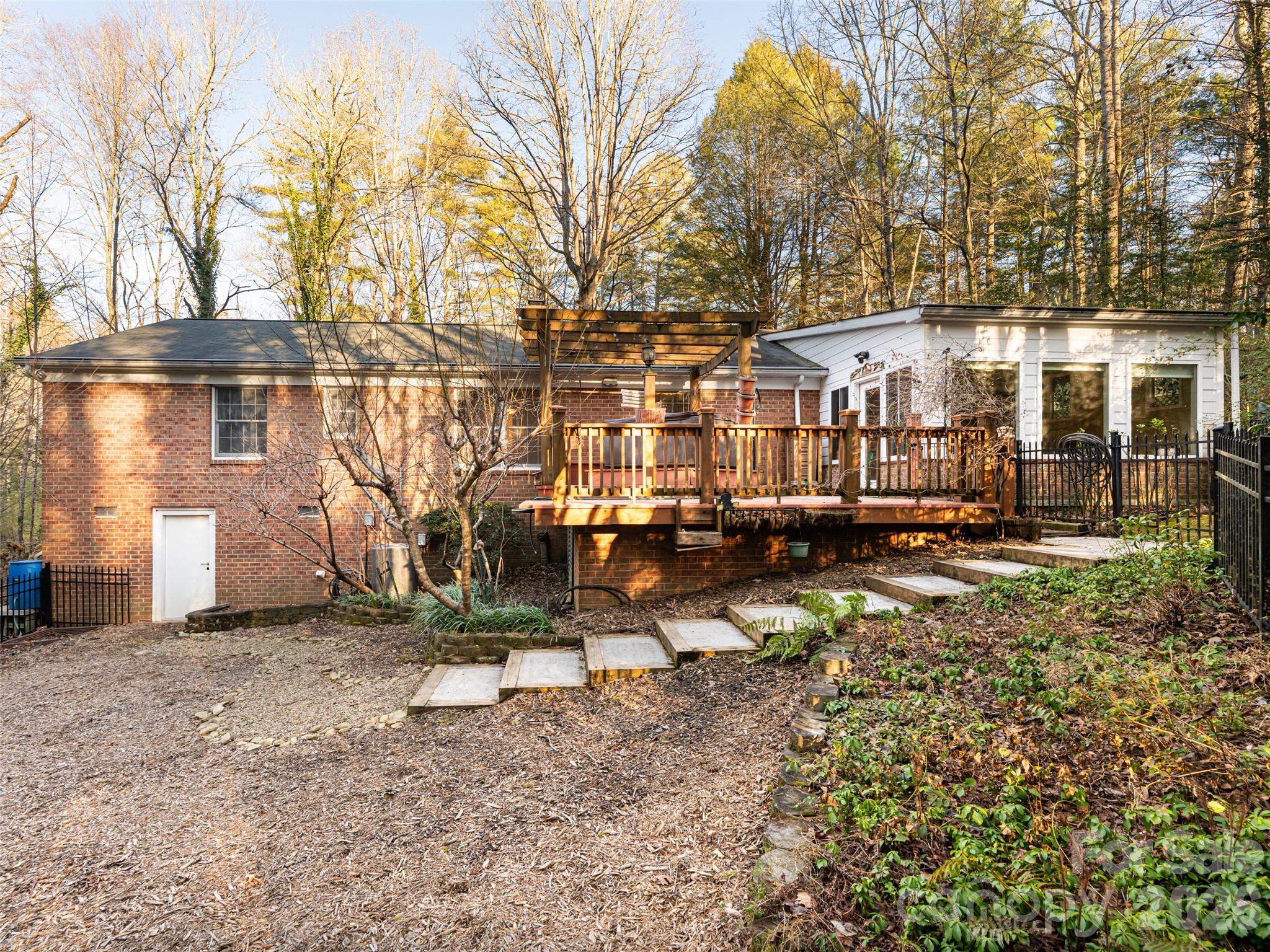 100 Wolf Shoals Drive — Hendersonville