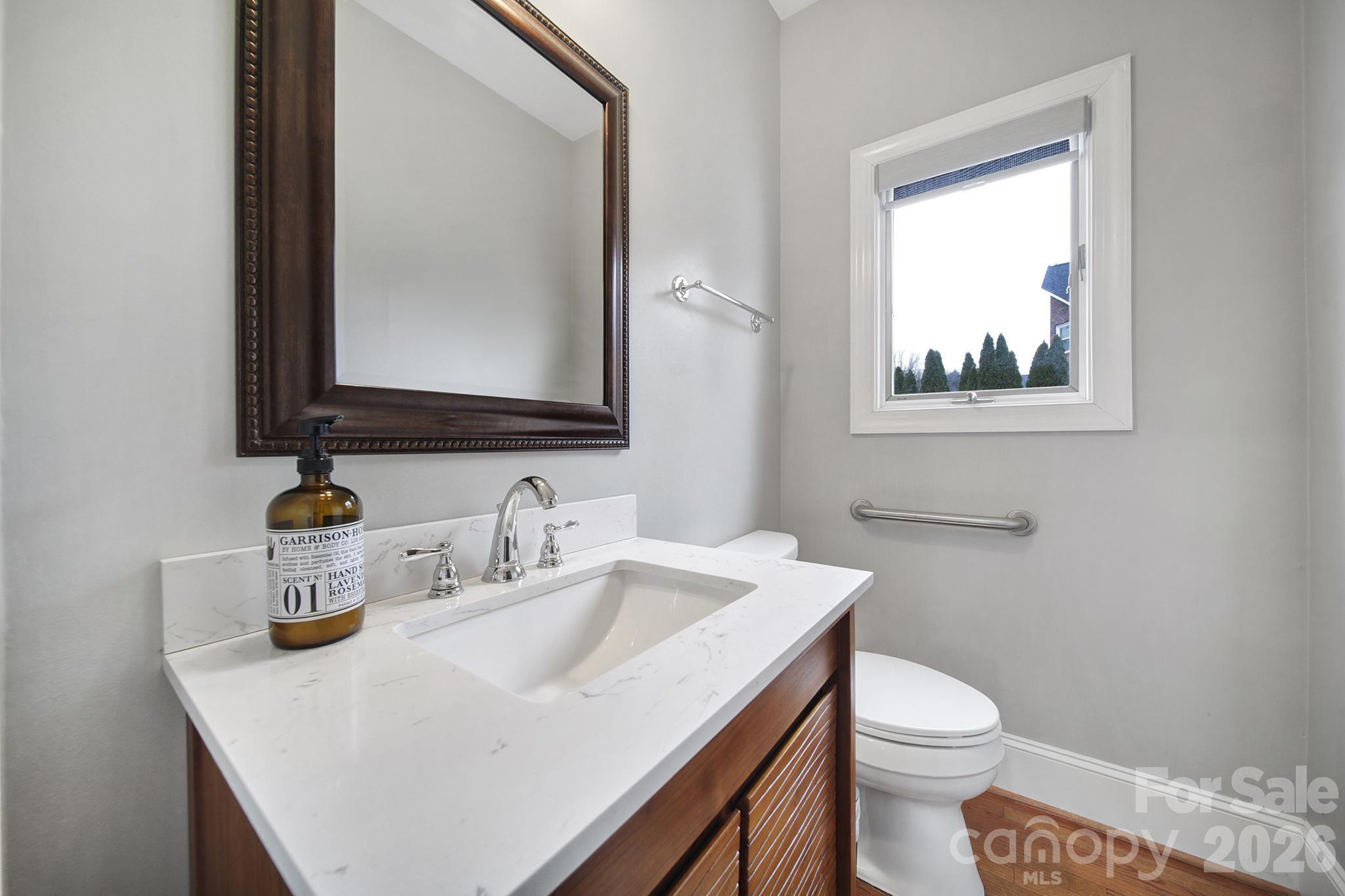 120 Royal Pointe Way — Mooresville