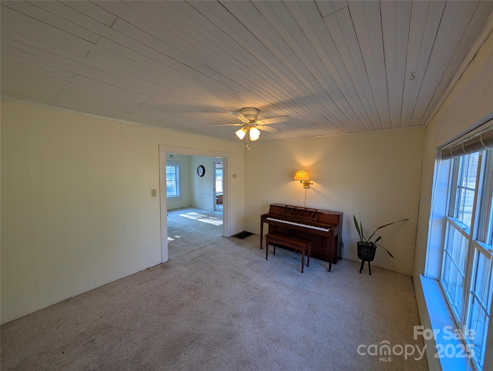 2507 Norwood Street SW — Lenoir
